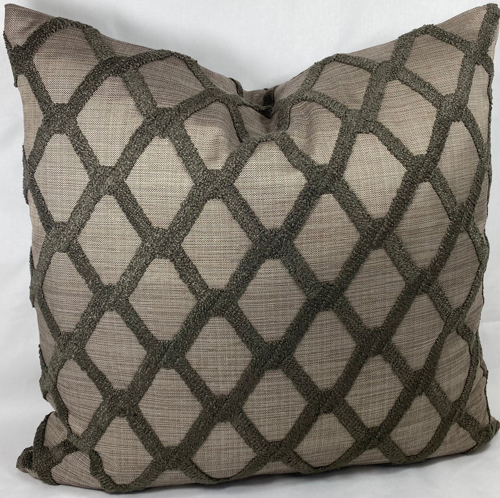 Luxury Pillow – 24" × 24" – Mocha Dream