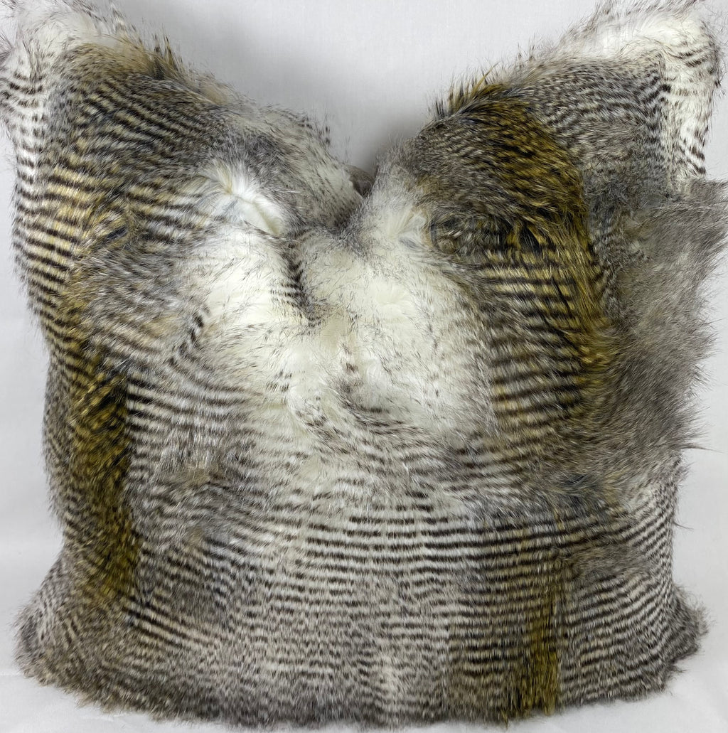 Luxury Pillow – 24" × 24" – Alaskan Hawk