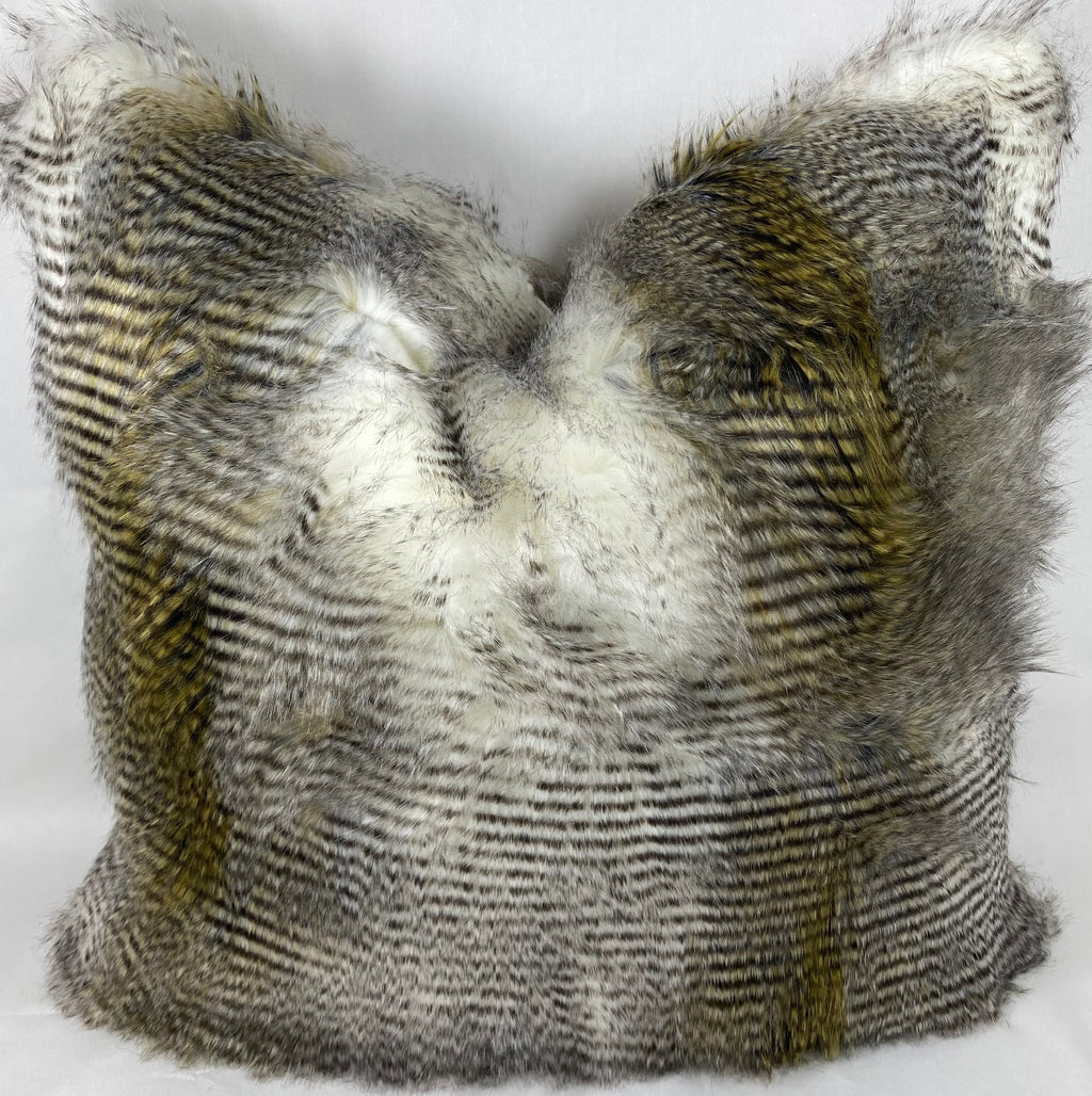 Luxury Pillow – 24" × 24" – Alaskan Hawk