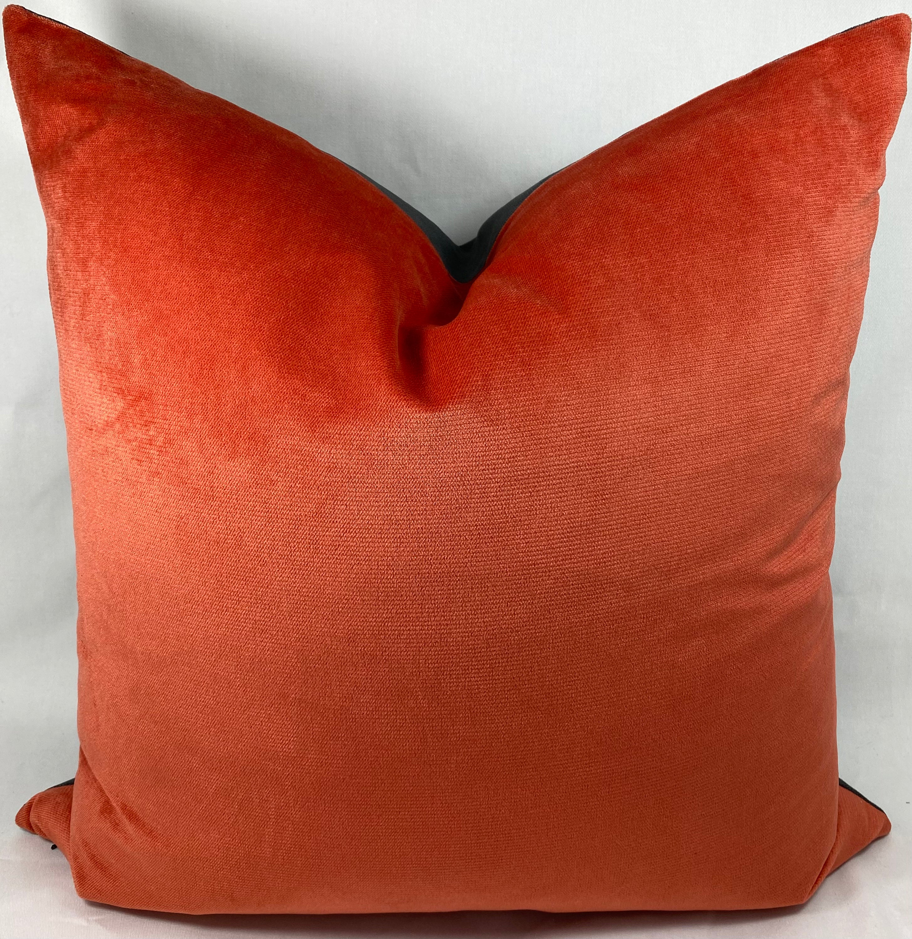 Luxury Pillow – 24" × 24" – Gemini Mango Charcoal