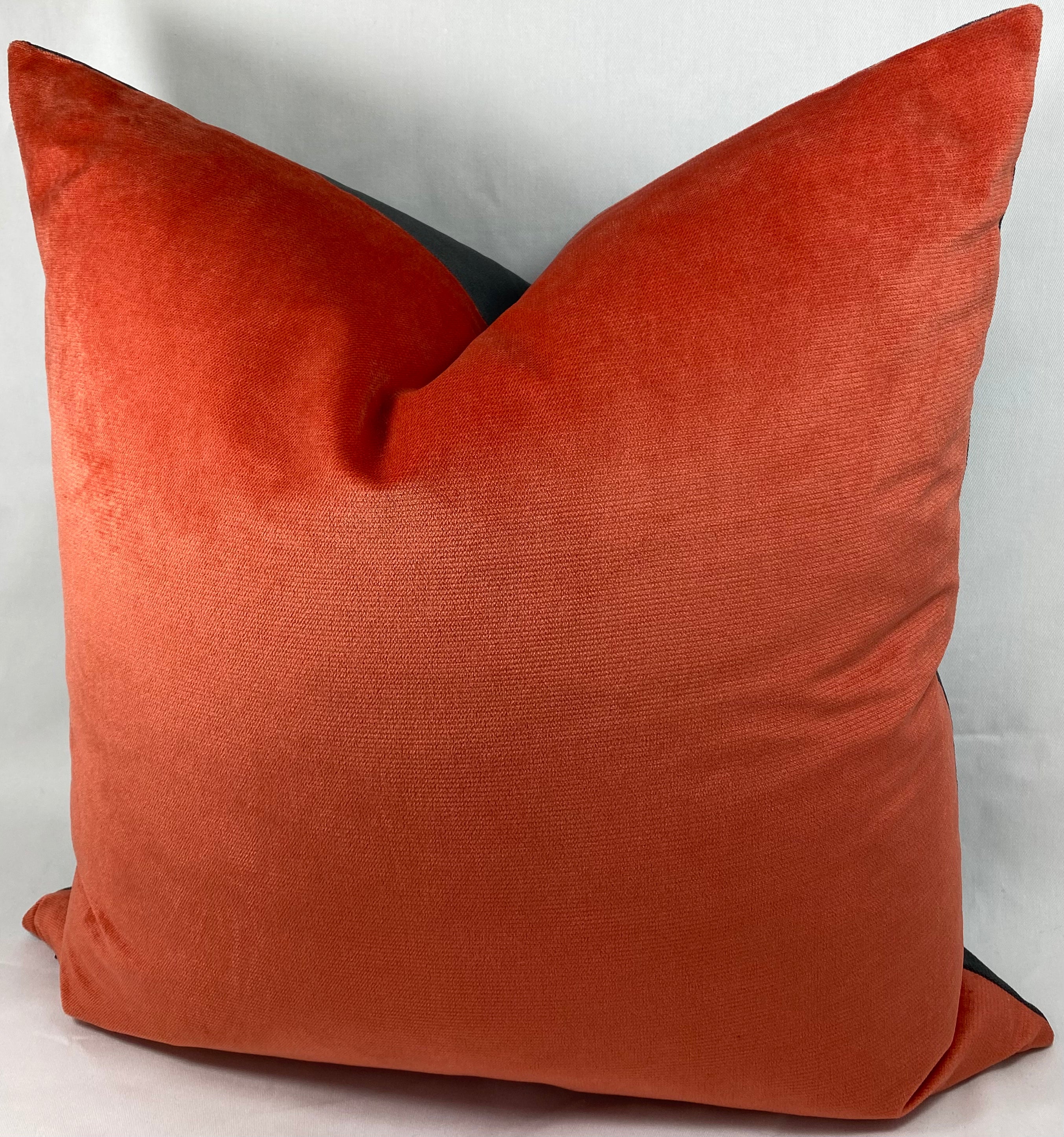 Luxury Pillow – 24" × 24" – Gemini Mango Charcoal