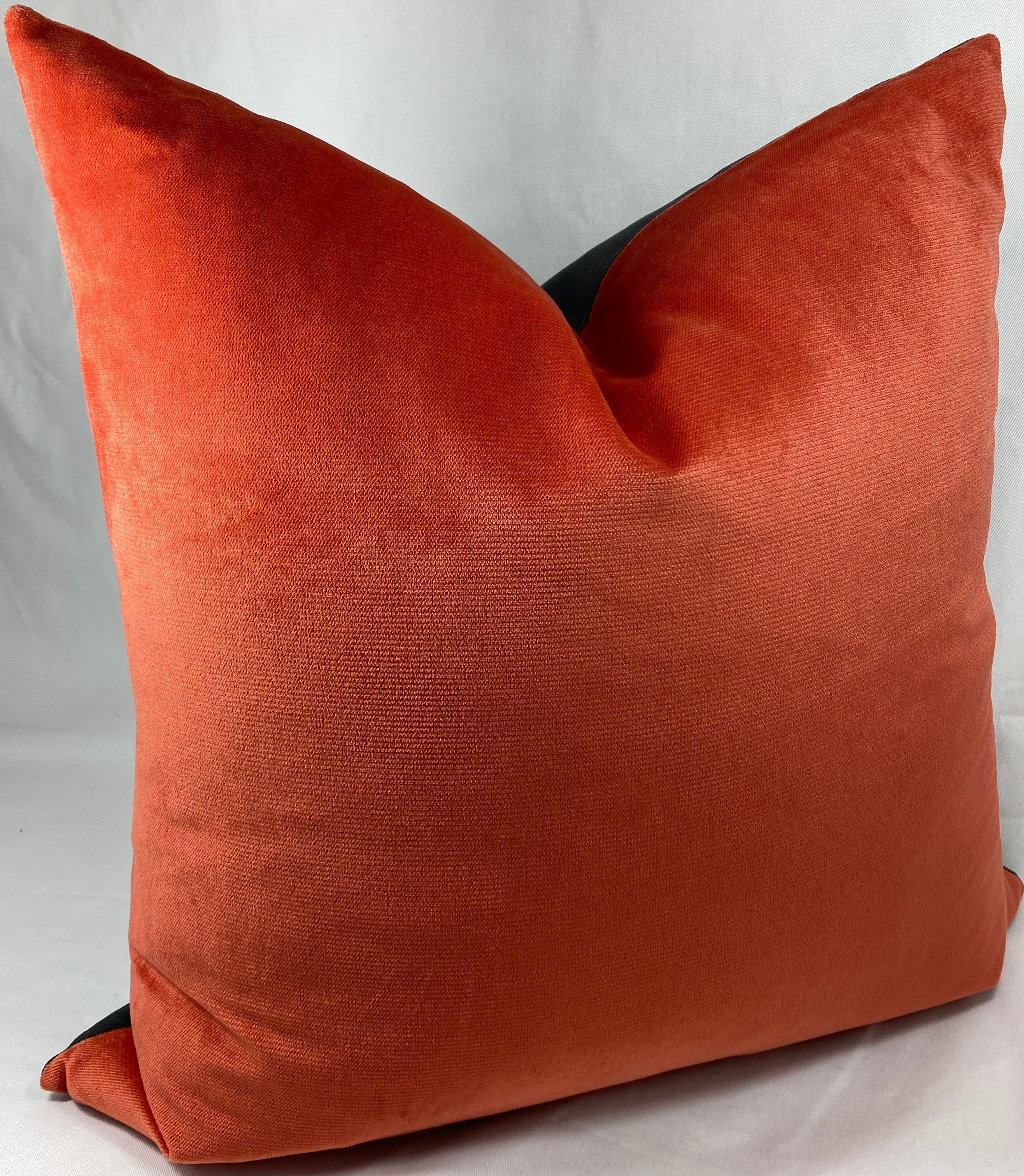 Luxury Pillow – 24" × 24" – Gemini Mango Charcoal