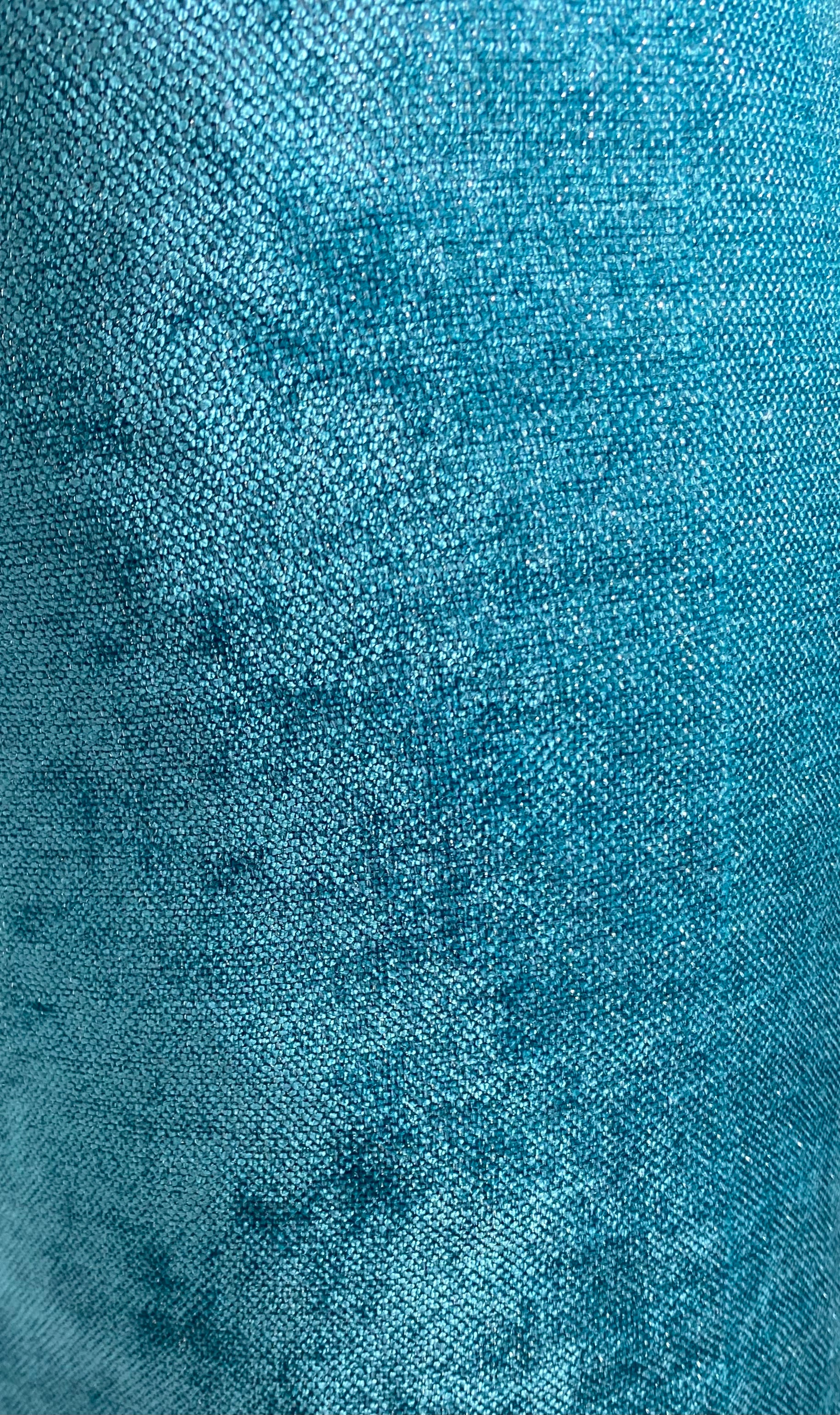 Luxury Pillow – 24" × 24" – Trend Aqua