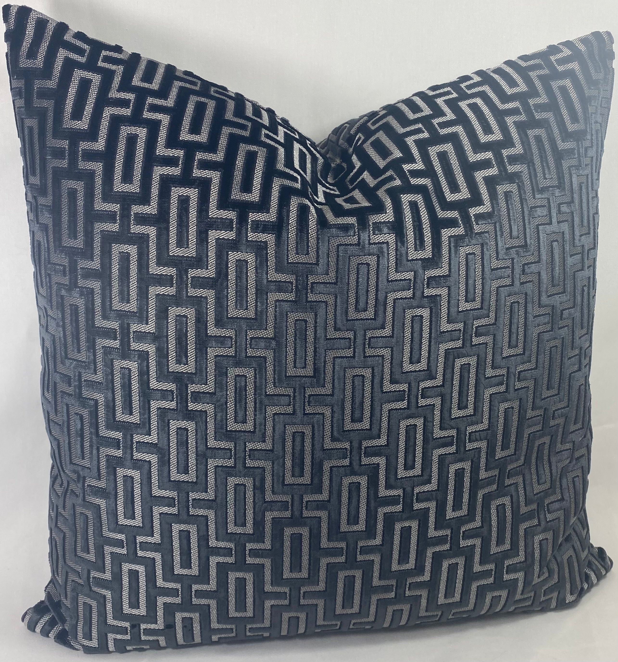 Luxury Pillow – 24" × 24" – Bergman Onyx