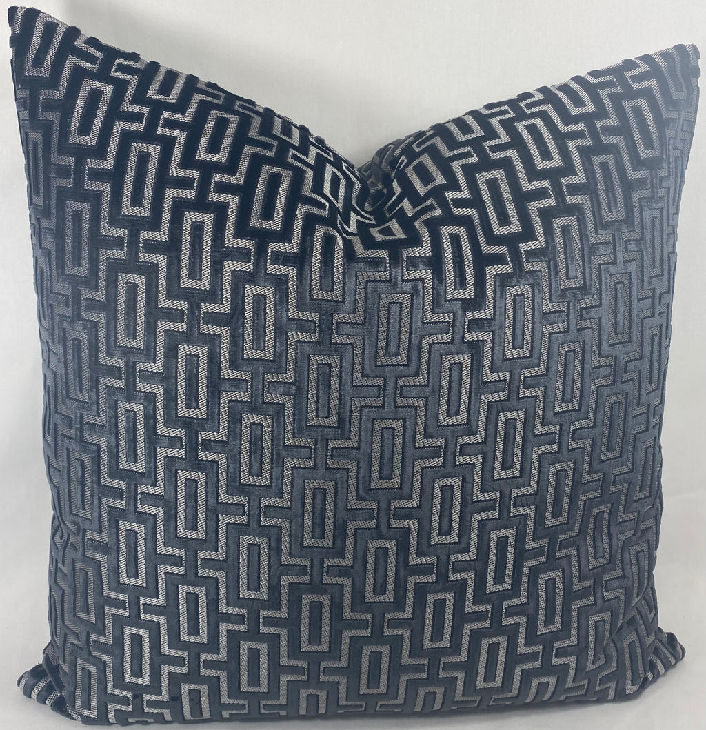 Luxury Pillow – 24" × 24" – Bergman Onyx