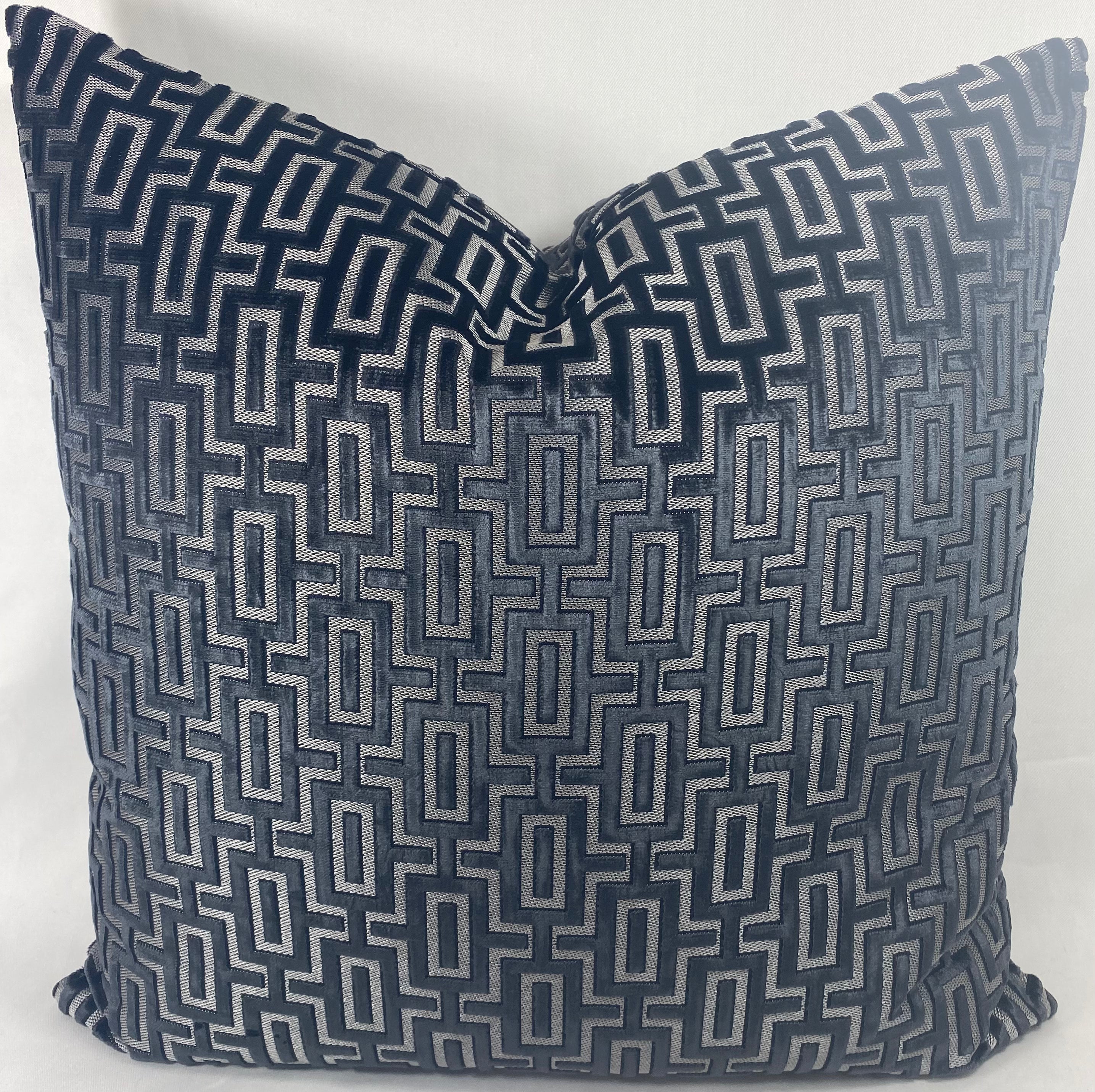 Luxury Pillow – 24" × 24" – Bergman Onyx