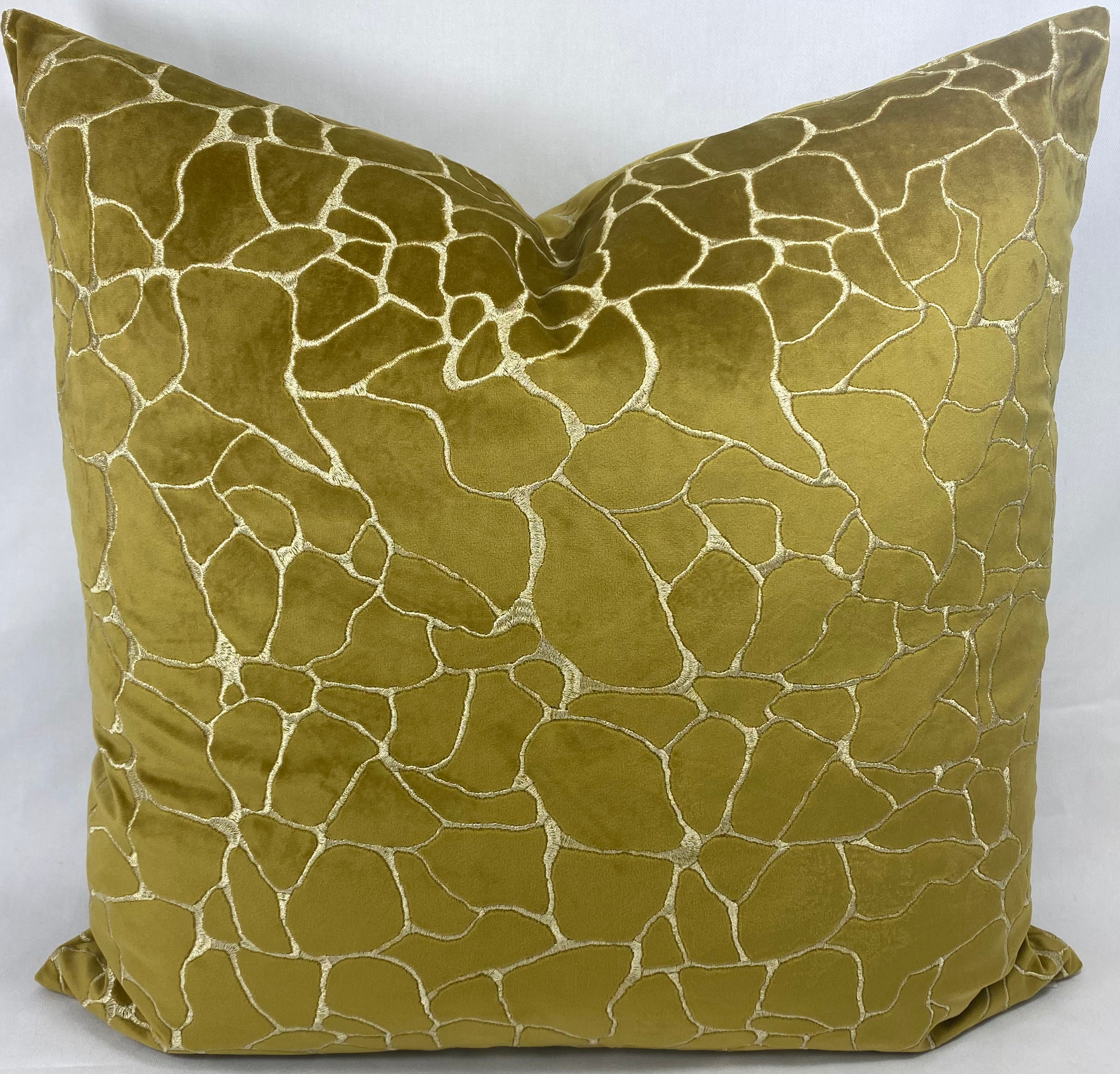 Luxury Pillow – 24" × 24" – Dare Sulfur