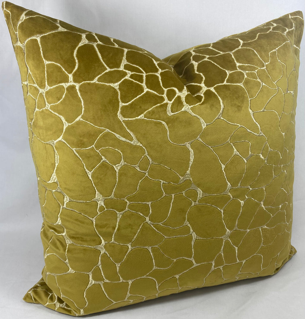 Luxury Pillow – 24" × 24" – Dare Sulfur