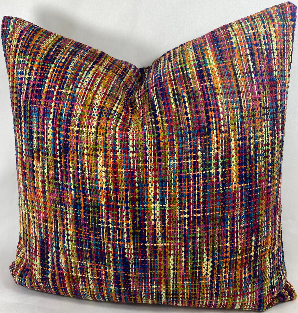 Luxury Pillow – 24" × 24" – Dream Weaver