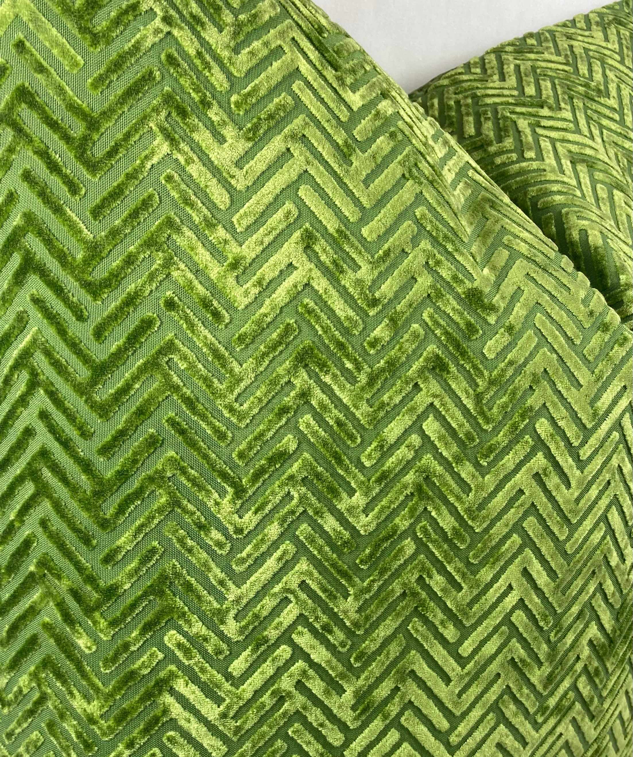 Luxury Pillow – 24" × 24" – Maze Green