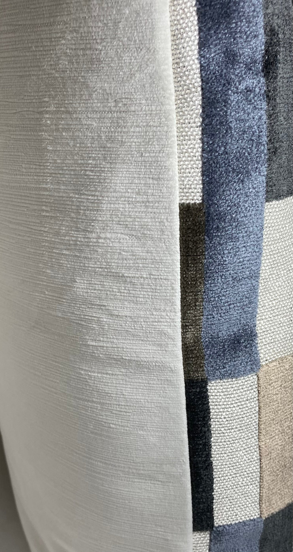 Luxury Pillow – 24" × 24" – Mod Pop Granite