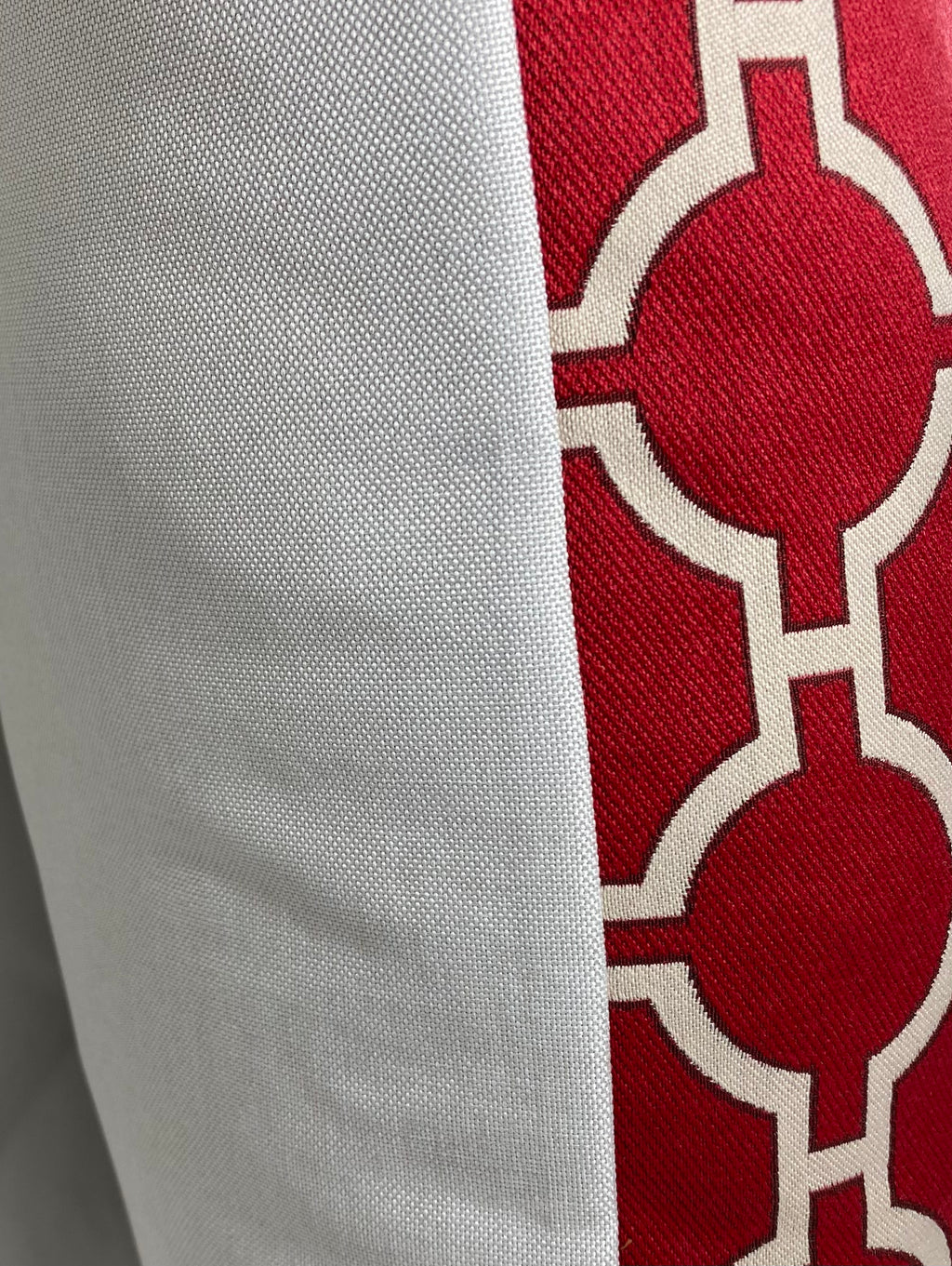 Luxury Pillow – 24" × 24" – Kinder Red