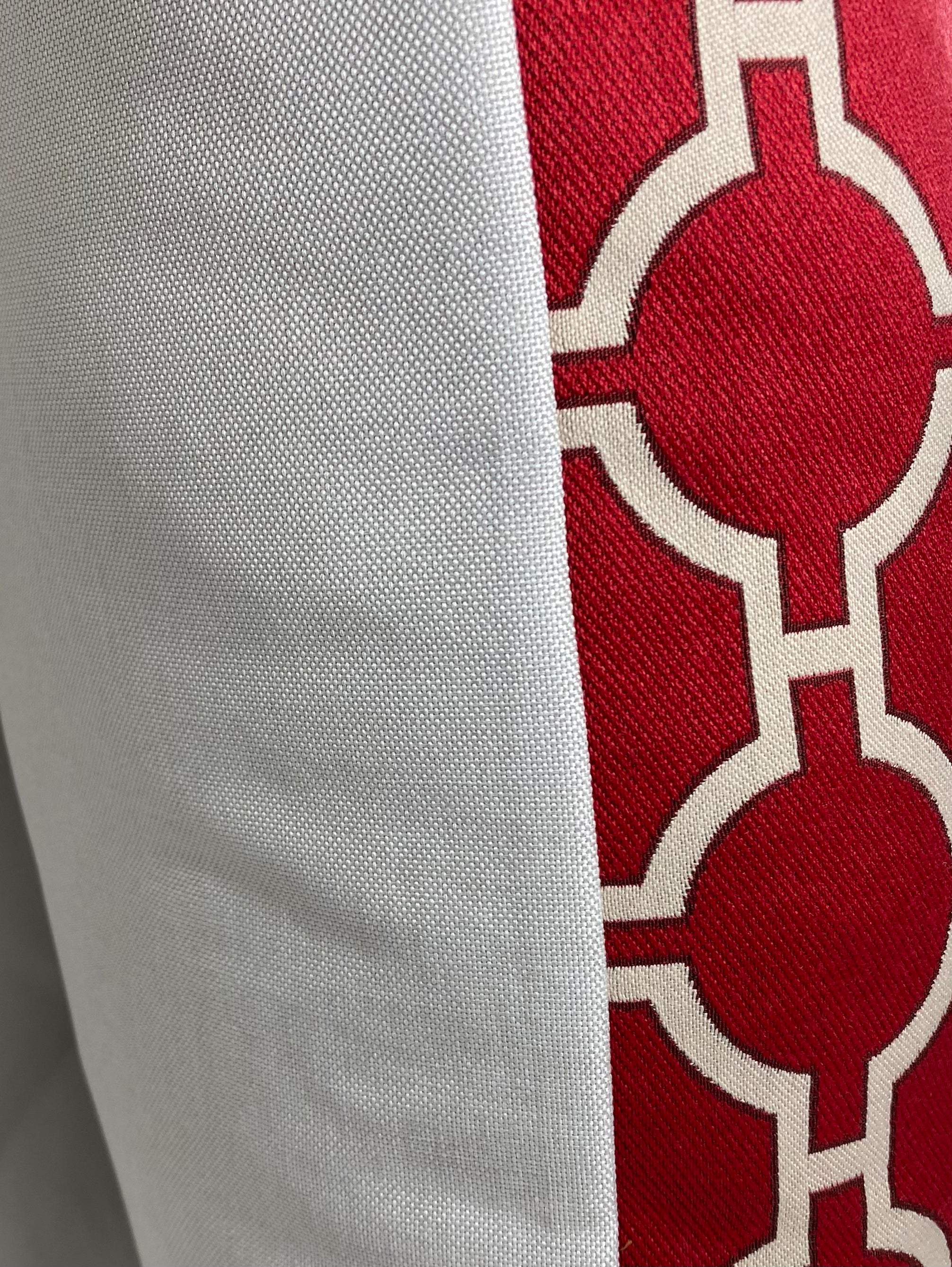 Luxury Pillow – 24" × 24" – Kinder Red