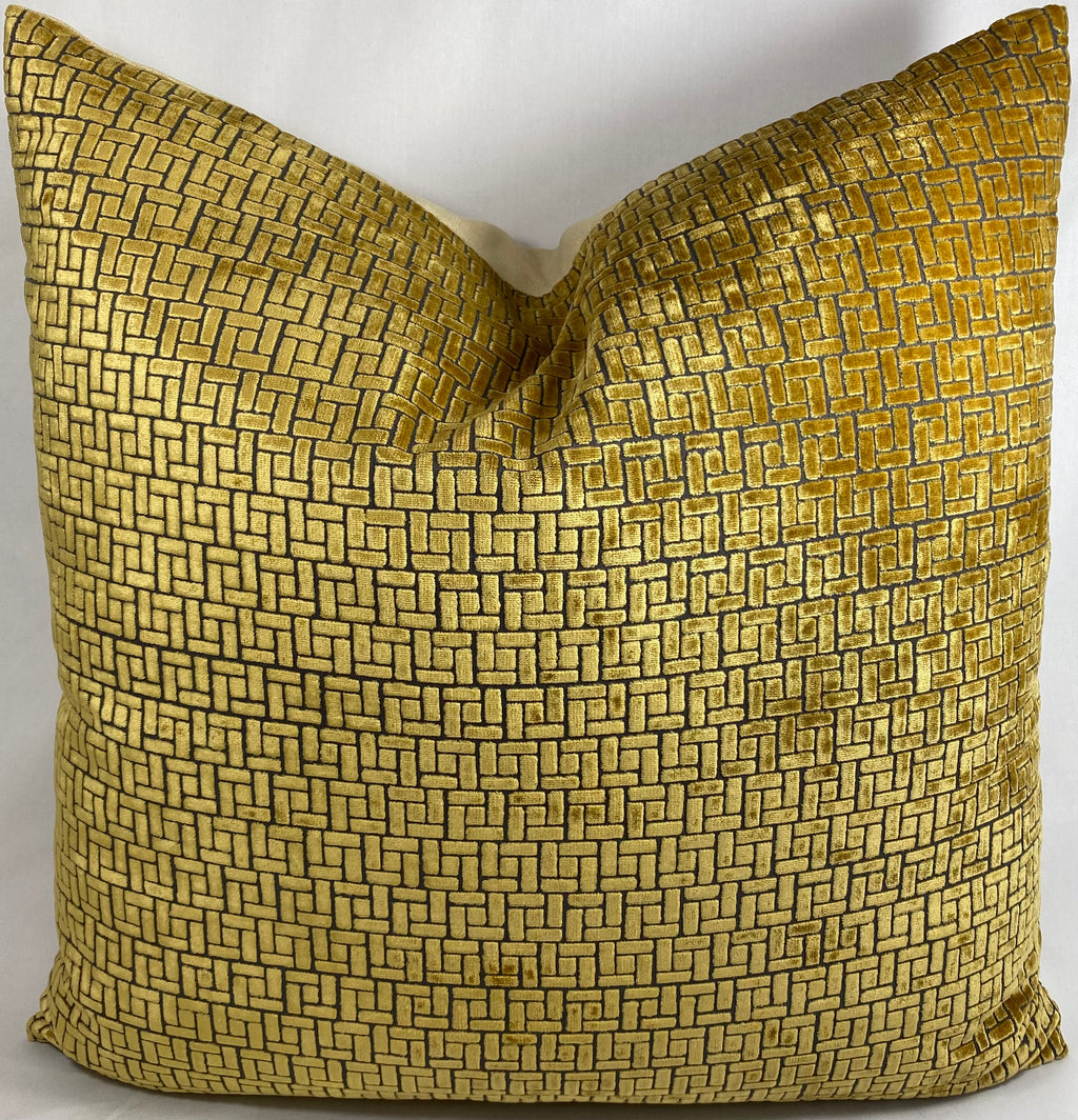 Luxury Pillow – 24" × 24" – Jenga Gold