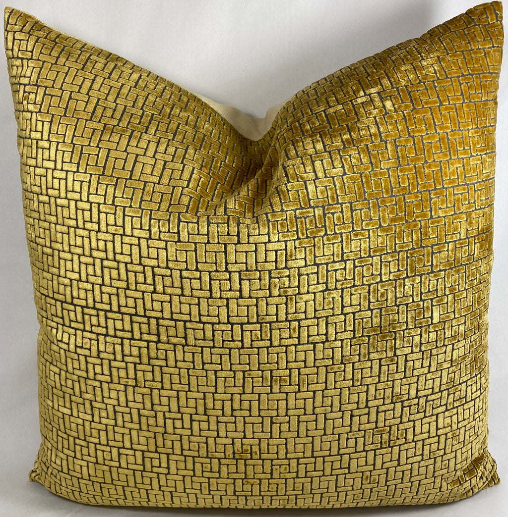 Luxury Pillow – 24" × 24" – Jenga Gold