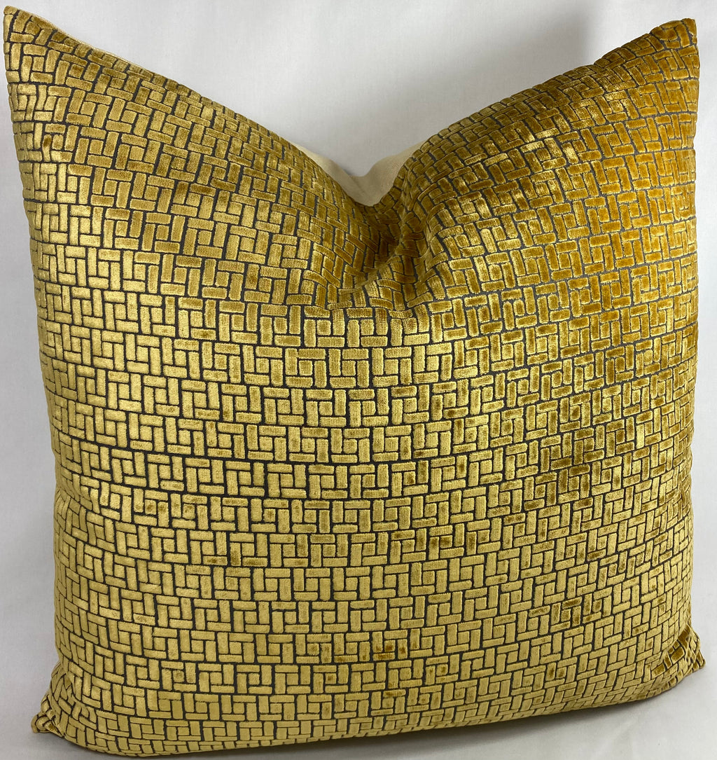 Luxury Pillow – 24" × 24" – Jenga Gold