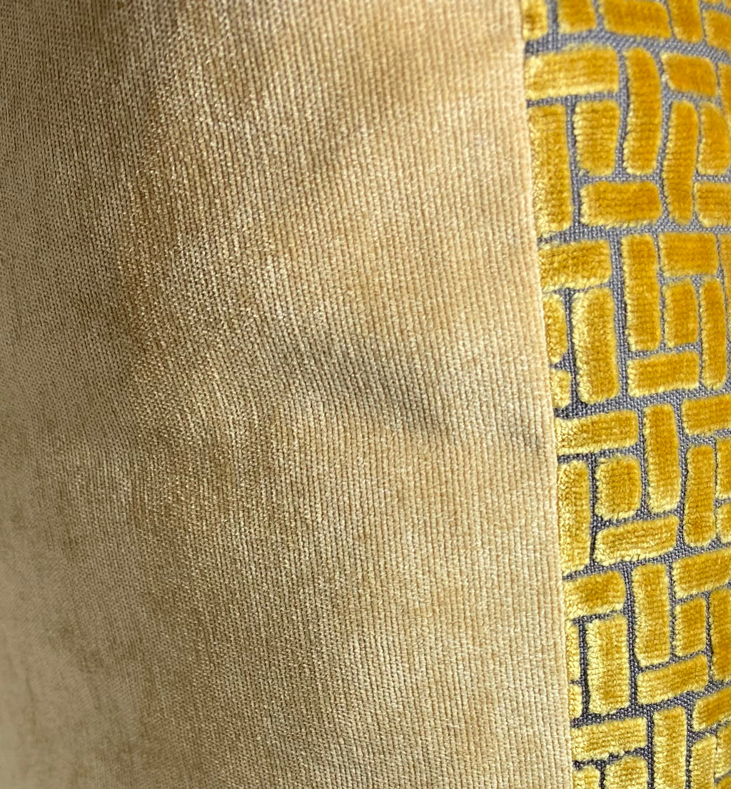 Luxury Pillow – 24" × 24" – Jenga Gold