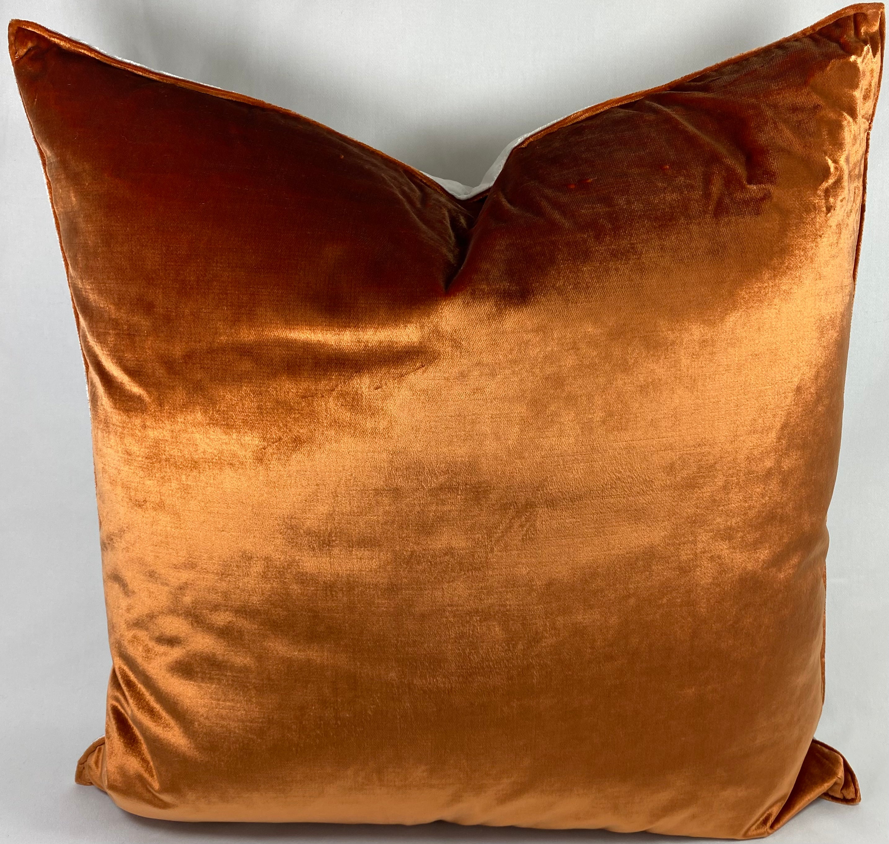 Luxury Pillow – 24" × 24" – Iridescence Orange & Silver