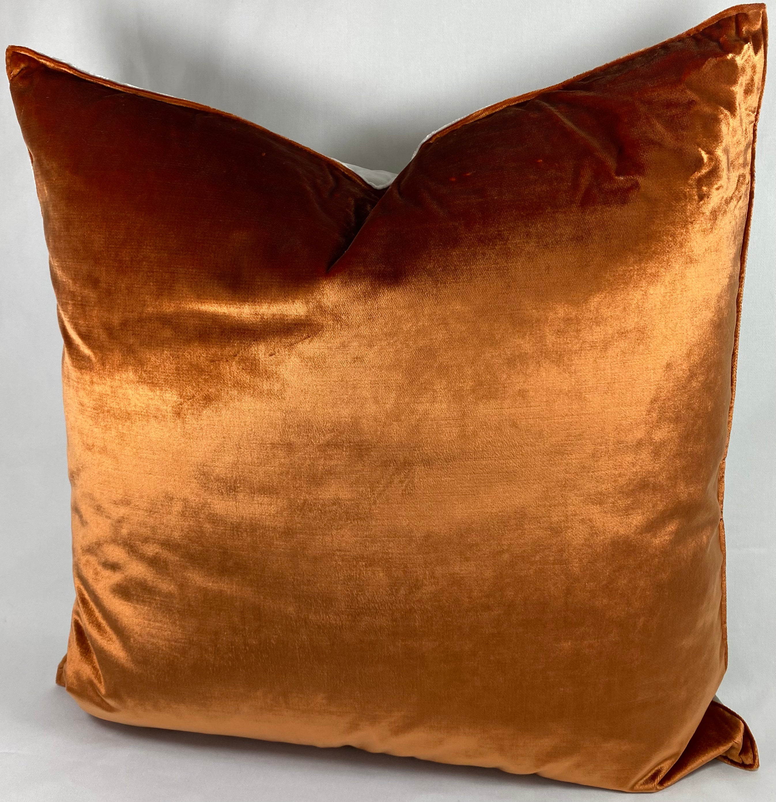 Luxury Pillow – 24" × 24" – Iridescence Orange & Silver