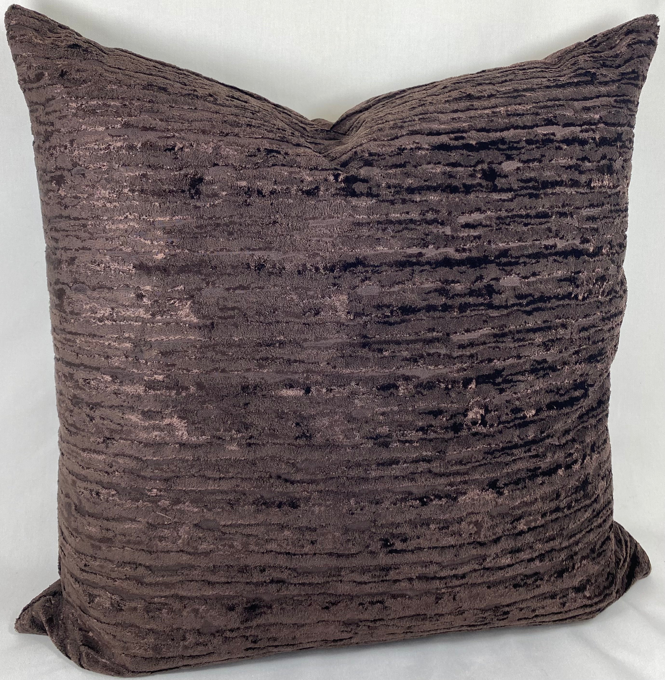 Luxury Pillow – 24" × 24" – Wake Umber