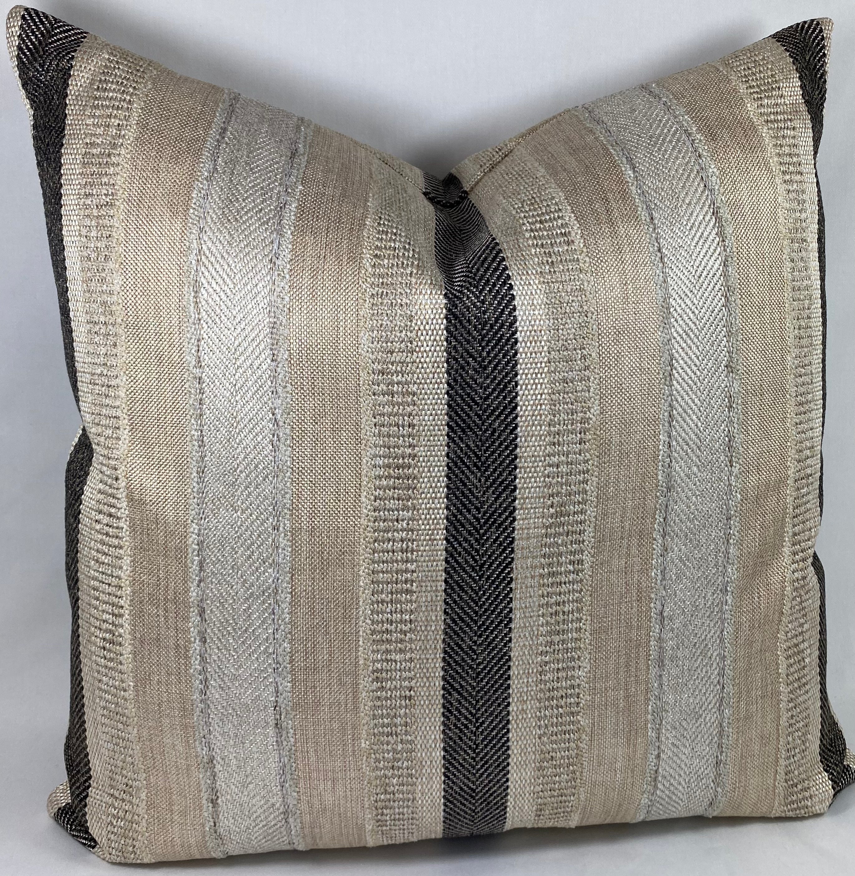 Luxury Pillow – 24" × 24" – Habitat Caviar