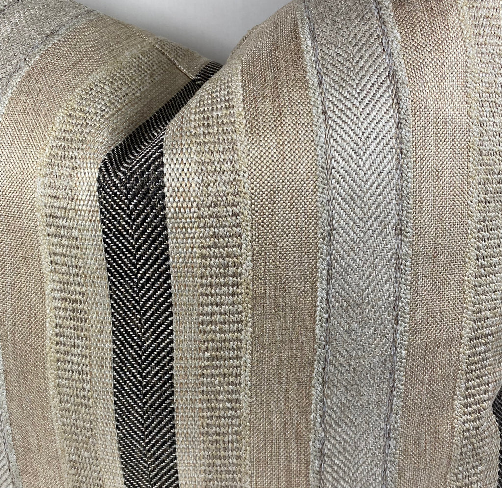 Luxury Pillow – 24" × 24" – Habitat Caviar