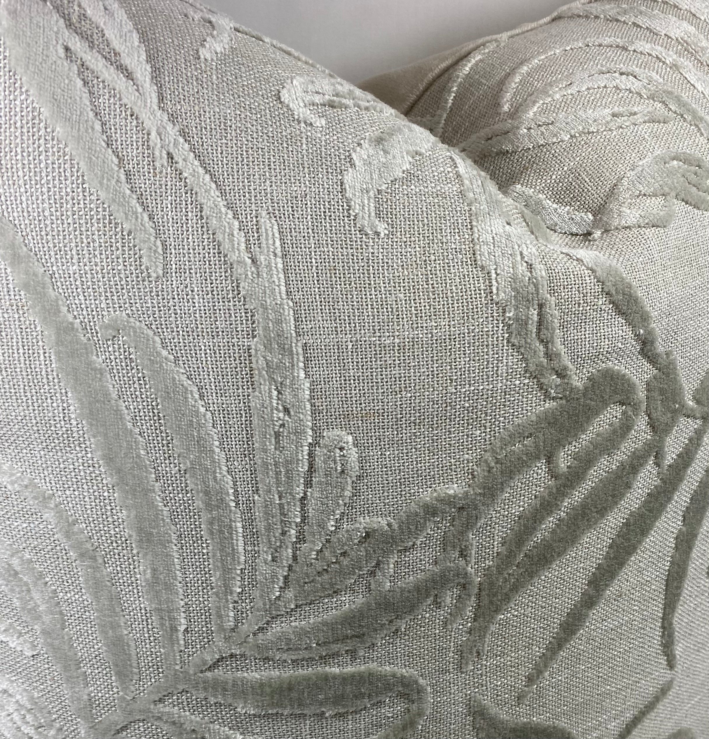 Luxury Pillow – 24" × 24" – Silver Fronds