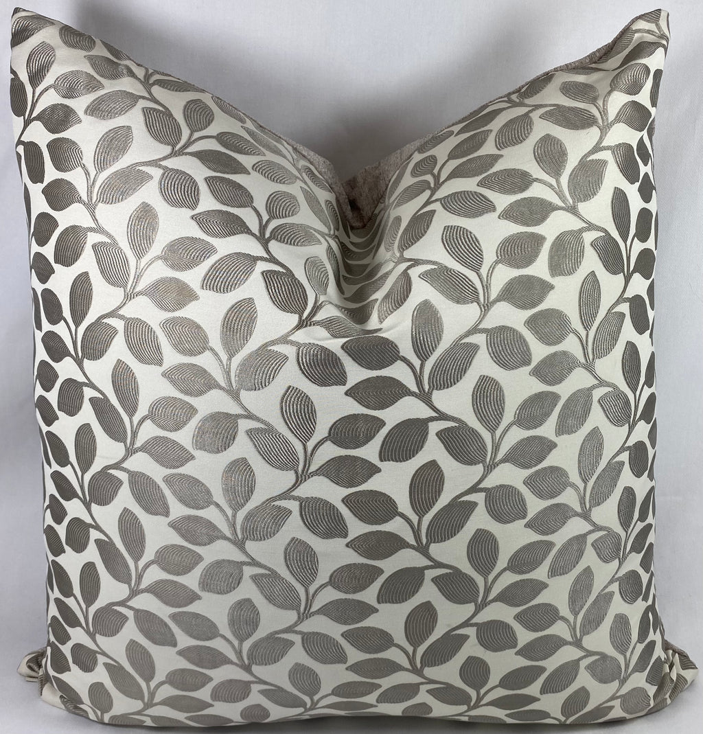 Luxury Pillow – 24" × 24" – Foliage Platinum