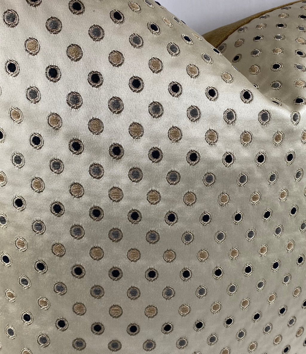 Luxury Pillow – 24" × 24" – Desert Jewel