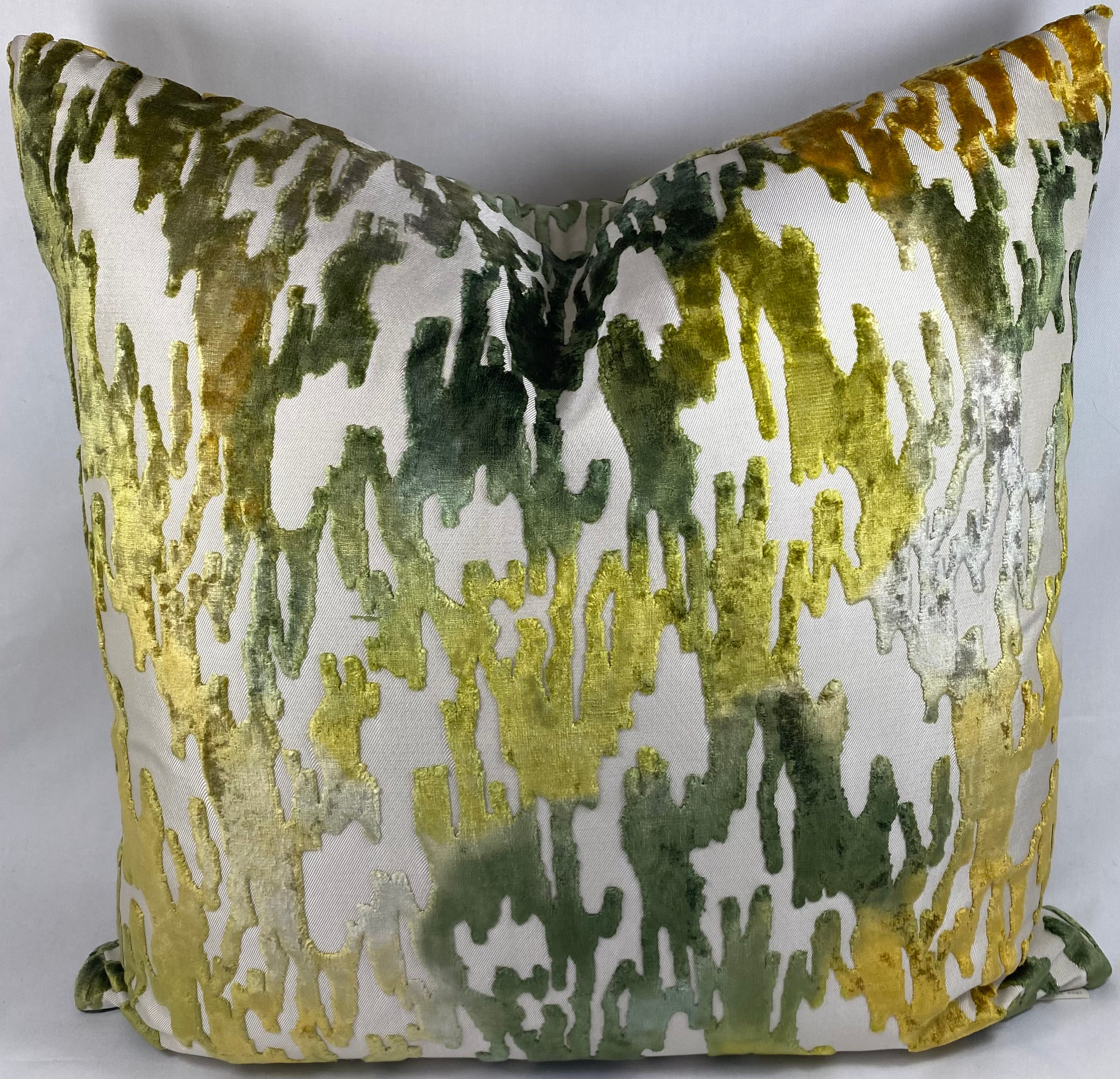 Luxury Pillow – 24" × 24" – Jervis Lemon