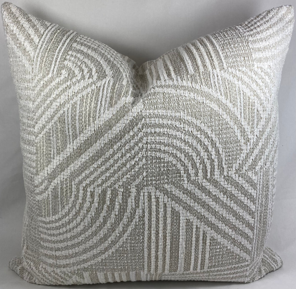 Luxury Pillow – 24" × 24" – Zaria Ivory