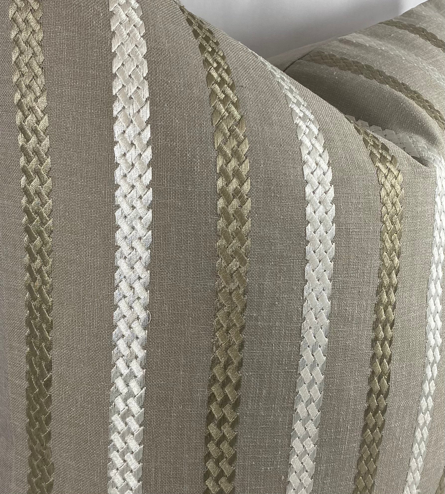 Luxury Pillow – 24" × 24" – Cheverny Taupe