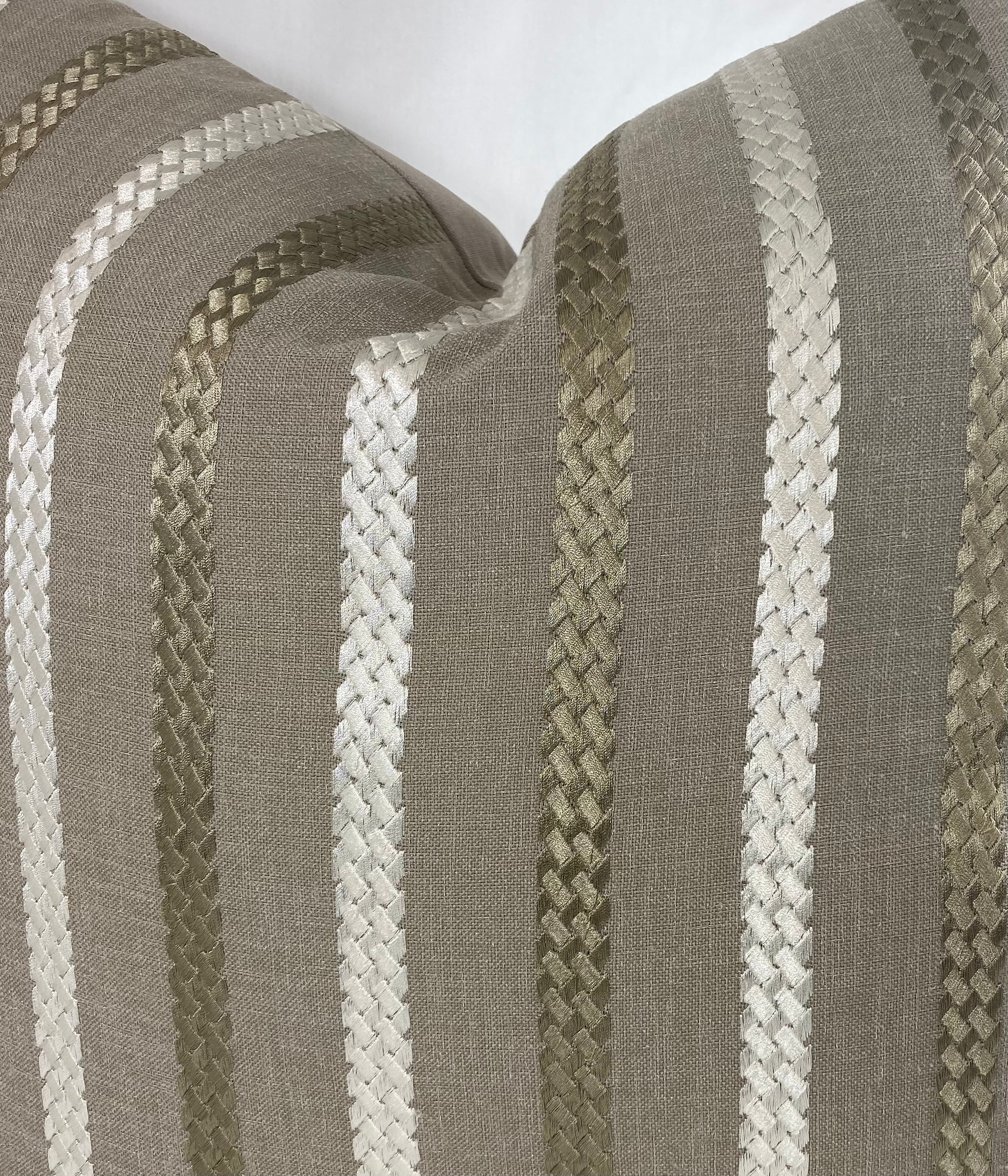 Luxury Pillow – 24" × 24" – Cheverny Taupe