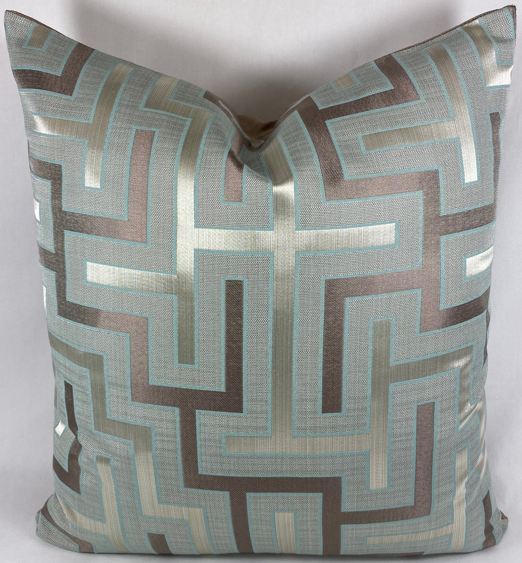 Luxury Pillow – 22" × 22" – Puzzle