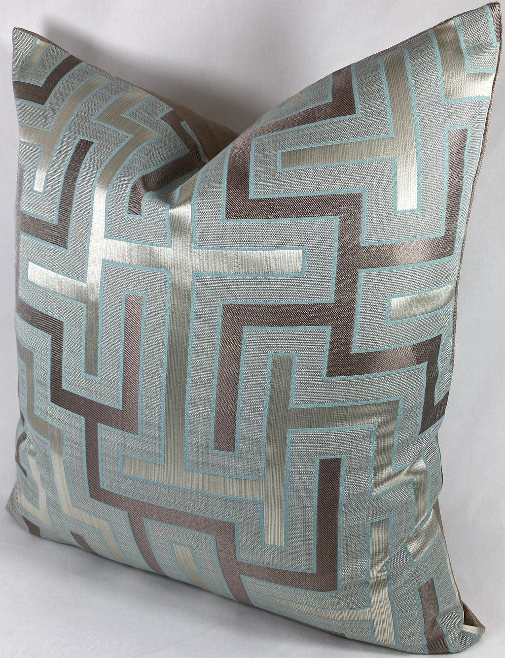 Luxury Pillow – 22" × 22" – Puzzle