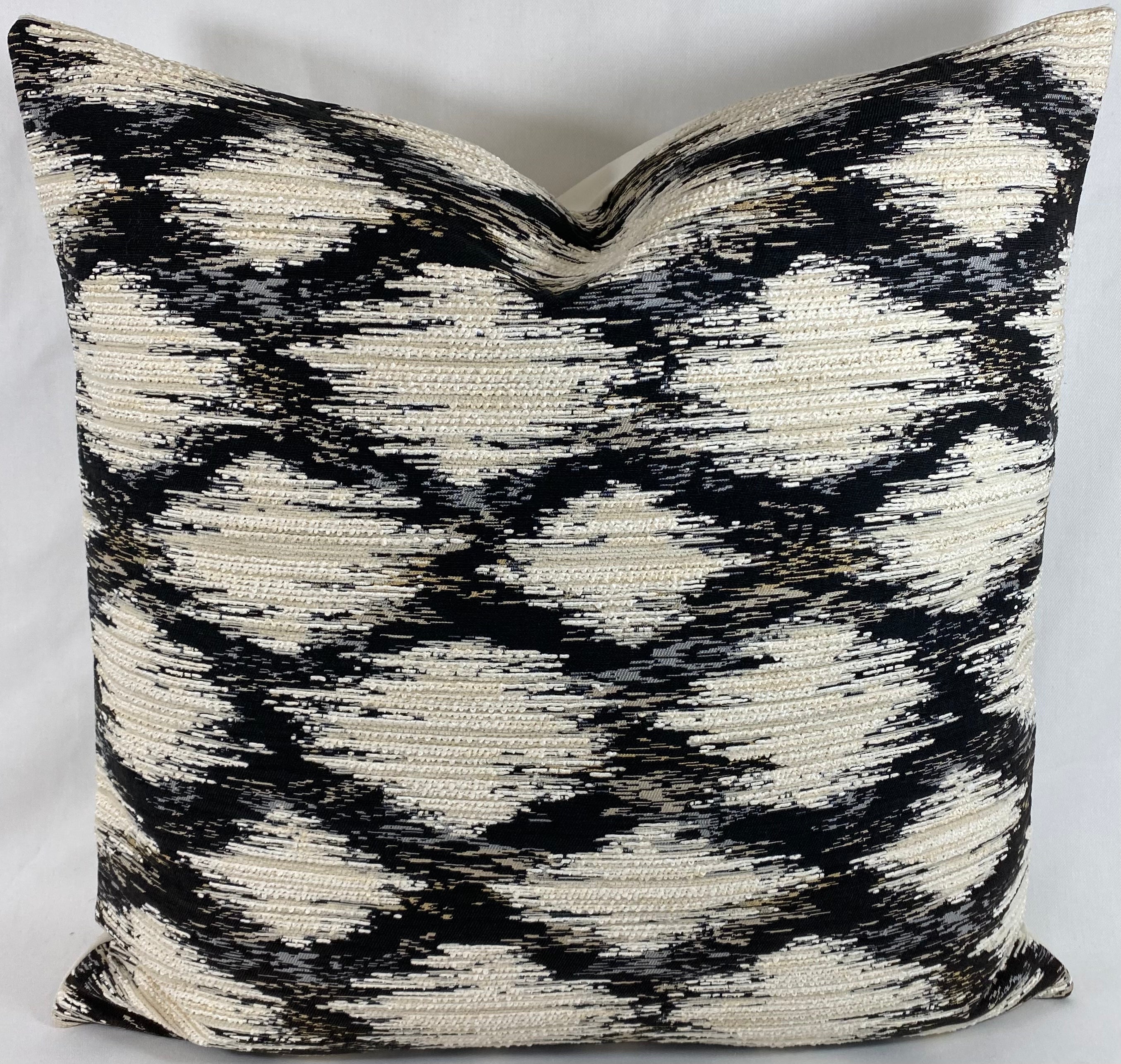 Luxury Pillow – 24" × 24" – Athena Black