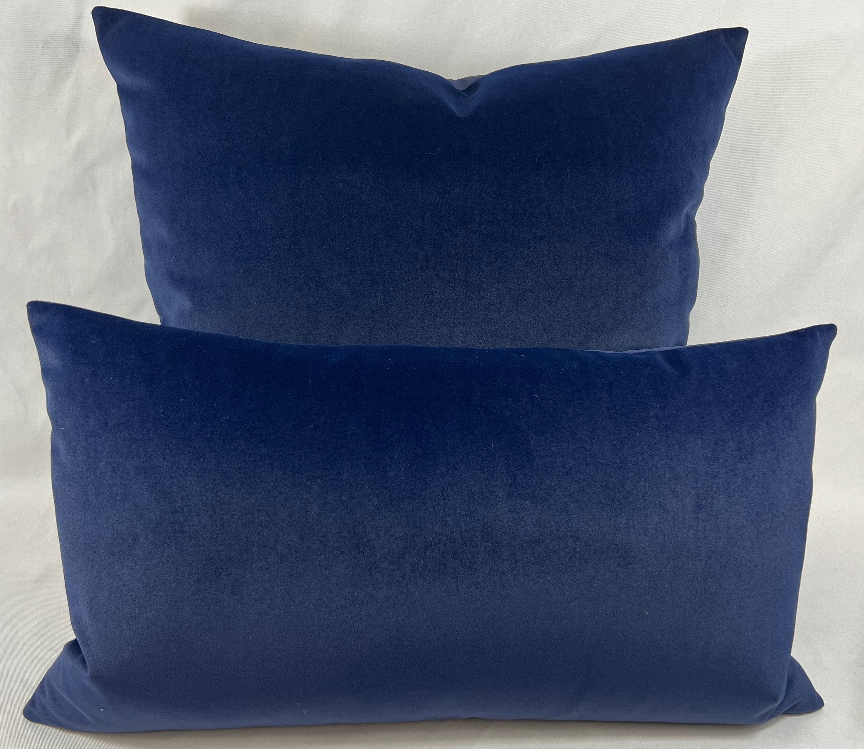 Luxury Pillow – 24" × 24" – Navy Blue Velvet