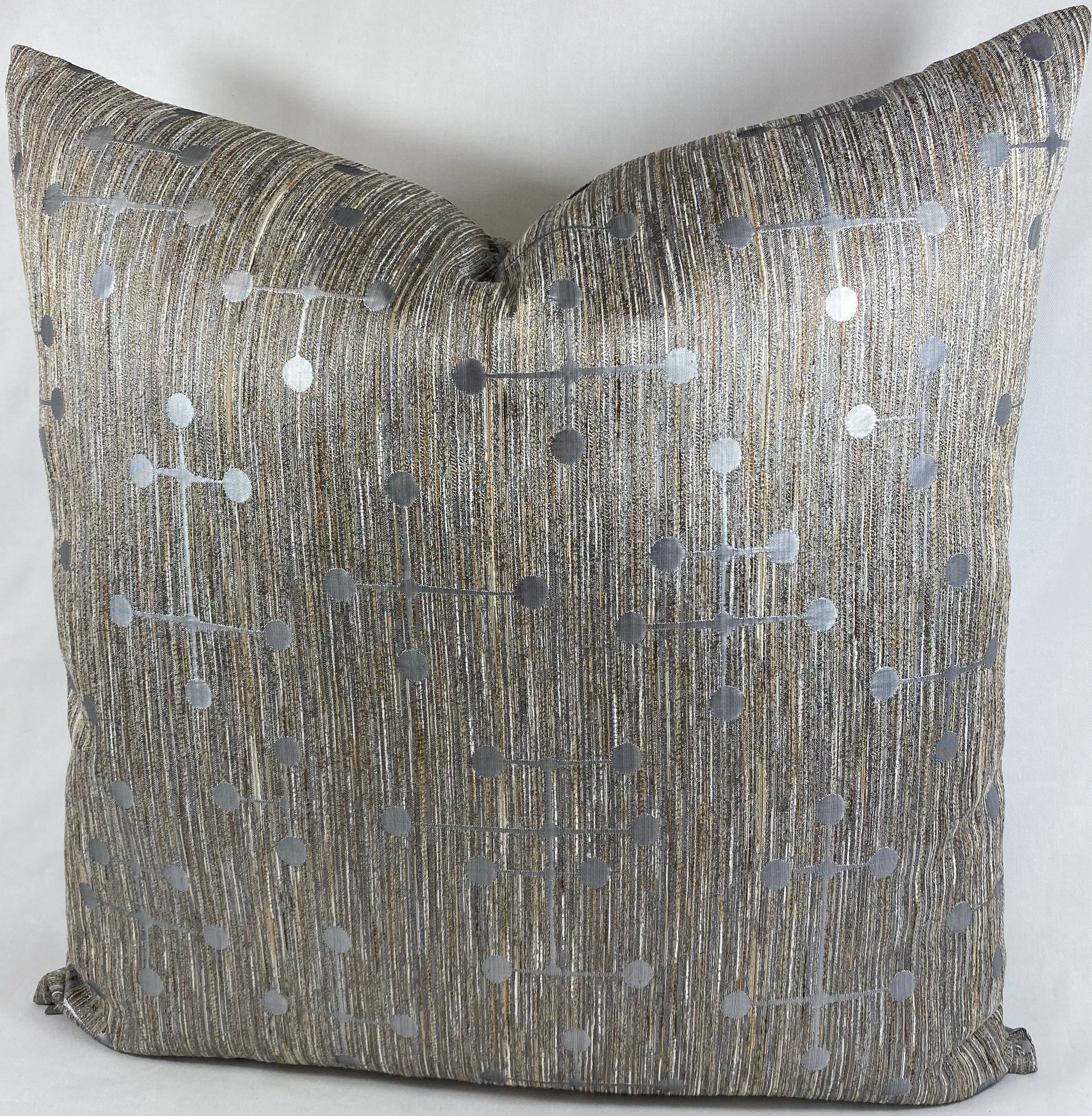 Luxury Pillow – 24" × 24" – Morse Silver