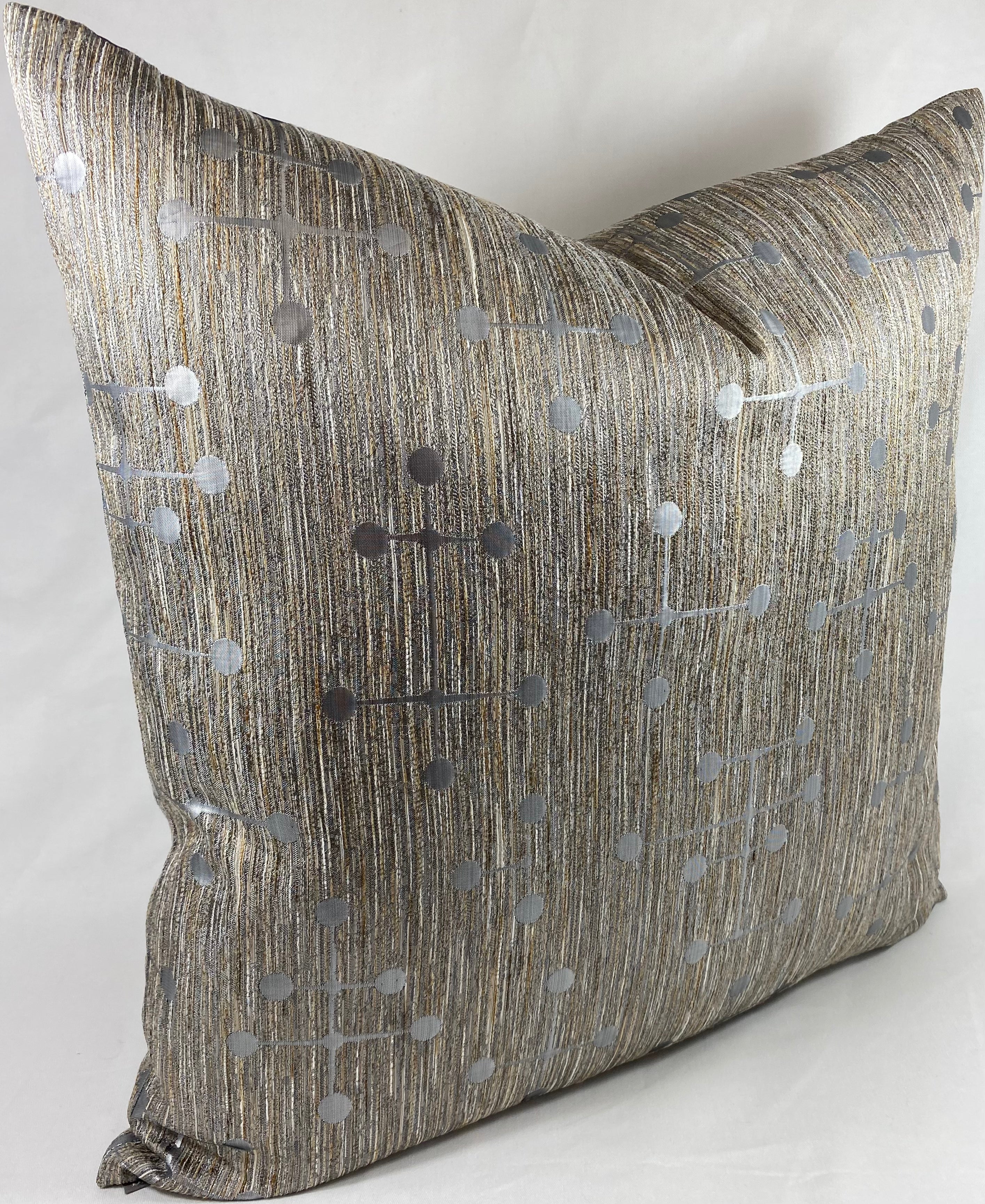 Luxury Pillow – 24" × 24" – Morse Silver