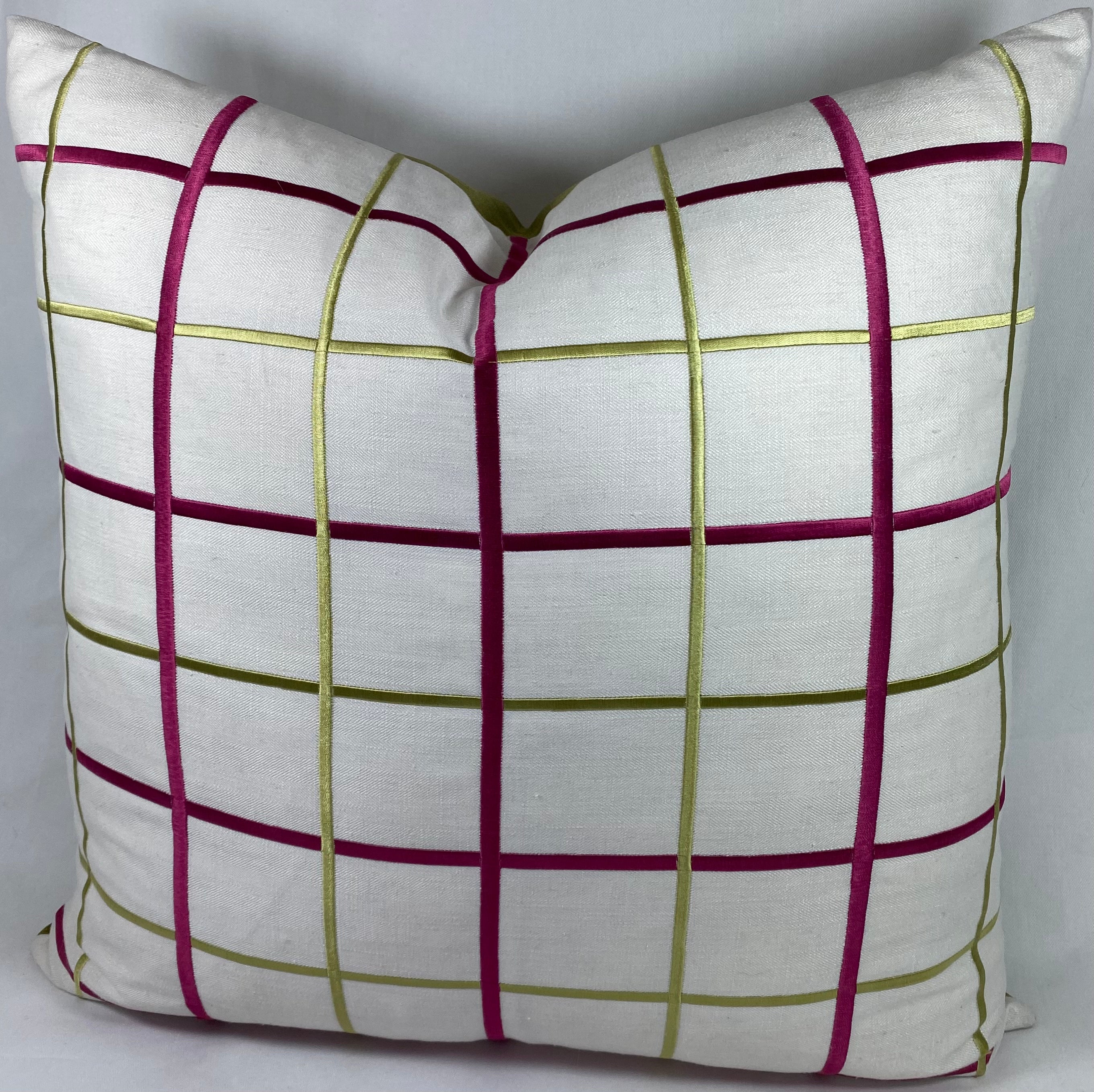 Luxury Pillow – 24" × 24" – Gateway Raspberry