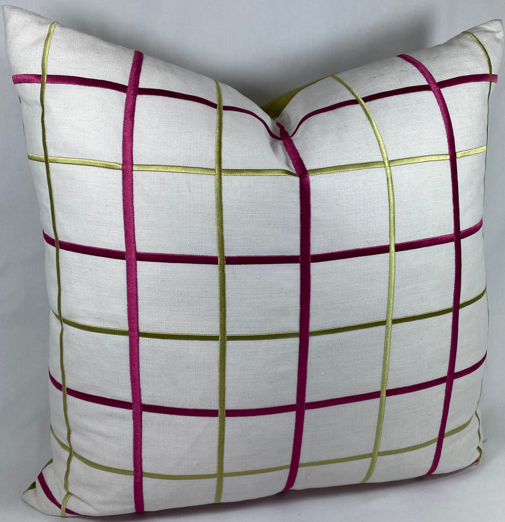 Luxury Pillow – 24" × 24" – Gateway Raspberry
