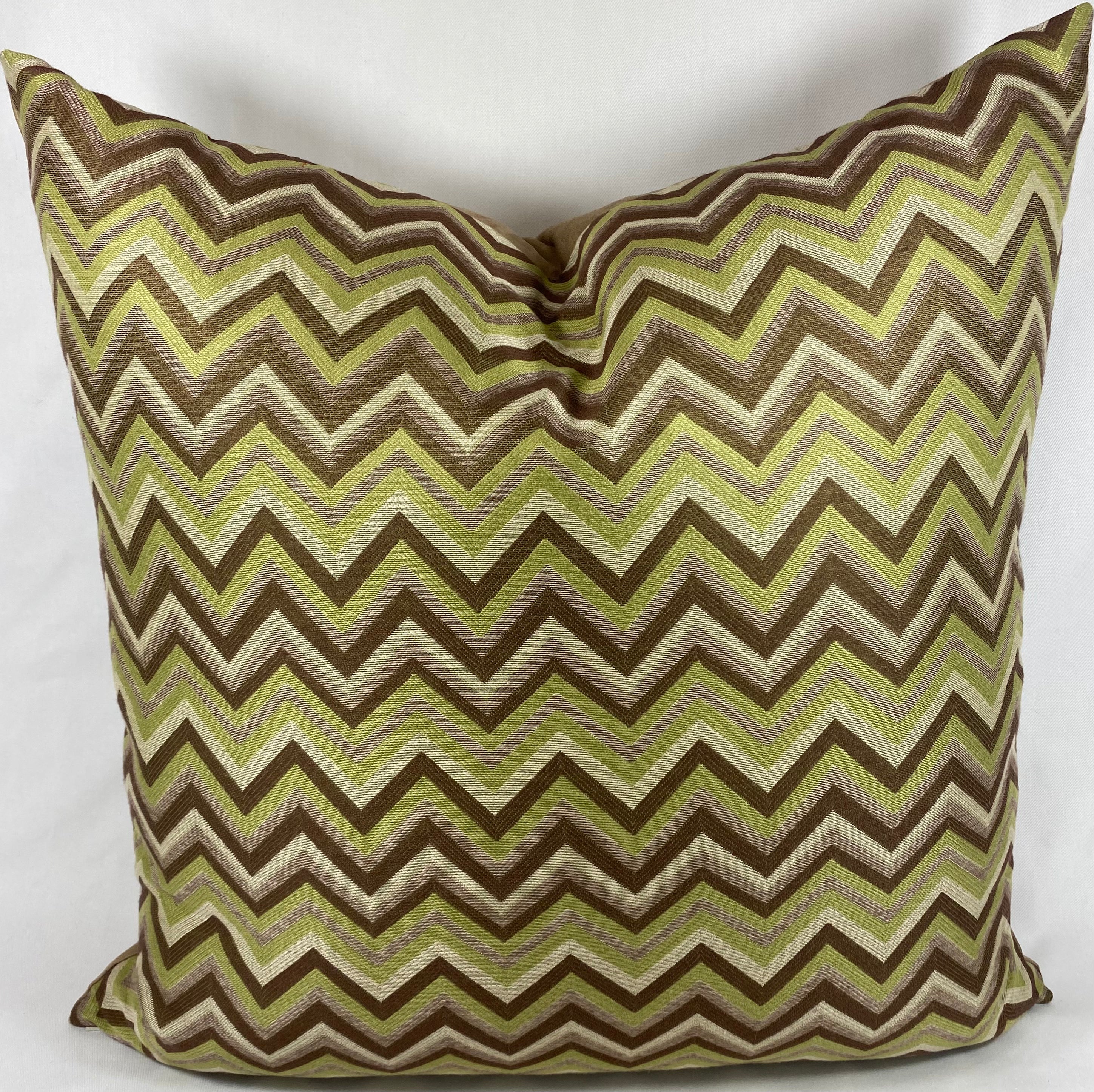 Luxury Pillow – 24" × 24" – Prescott