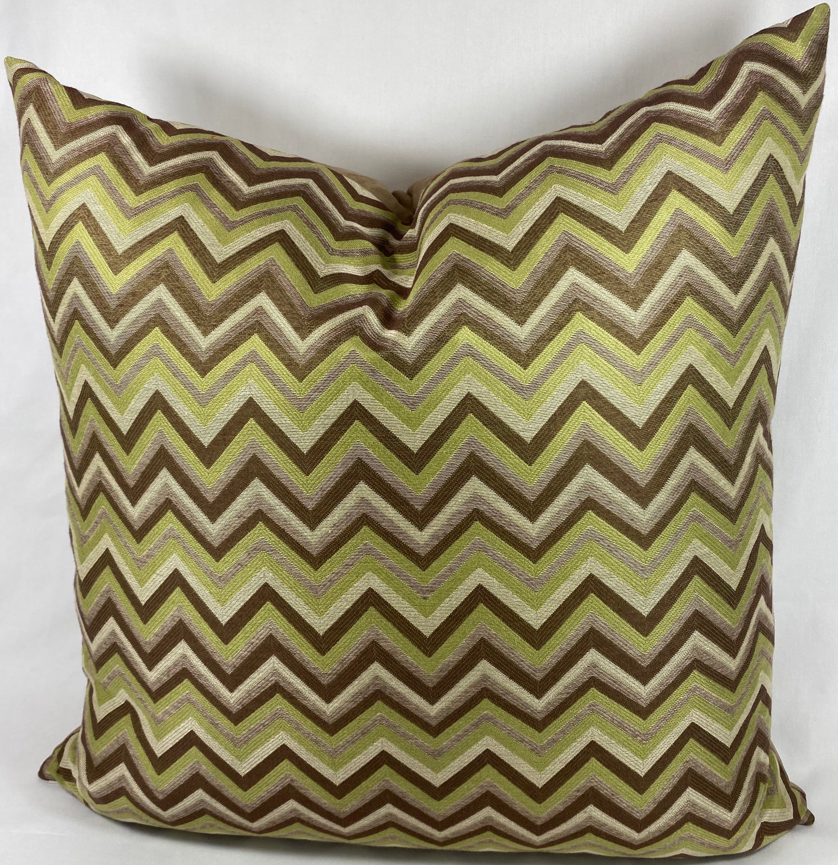 Luxury Pillow – 24" × 24" – Prescott