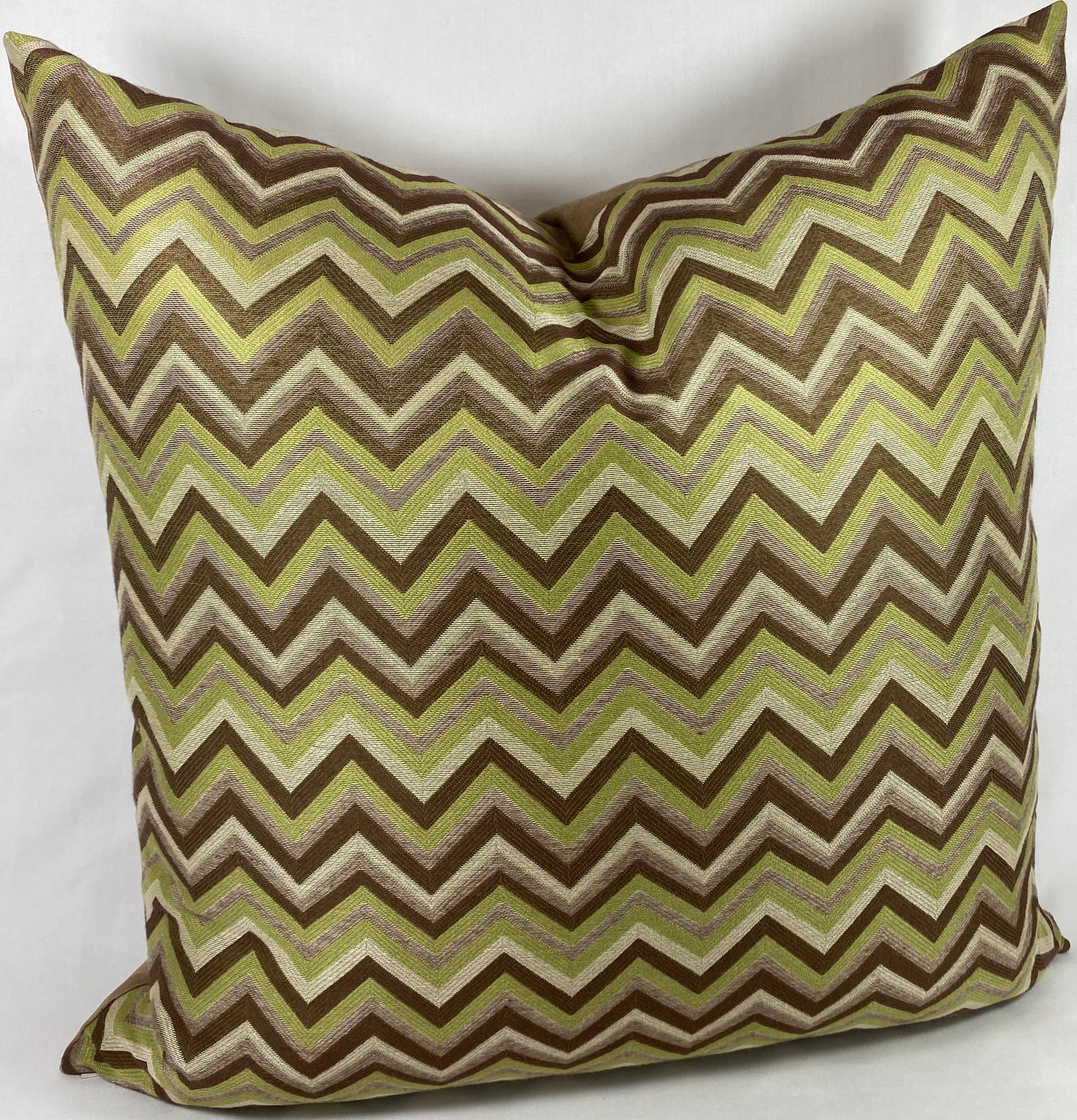 Luxury Pillow – 24" × 24" – Prescott