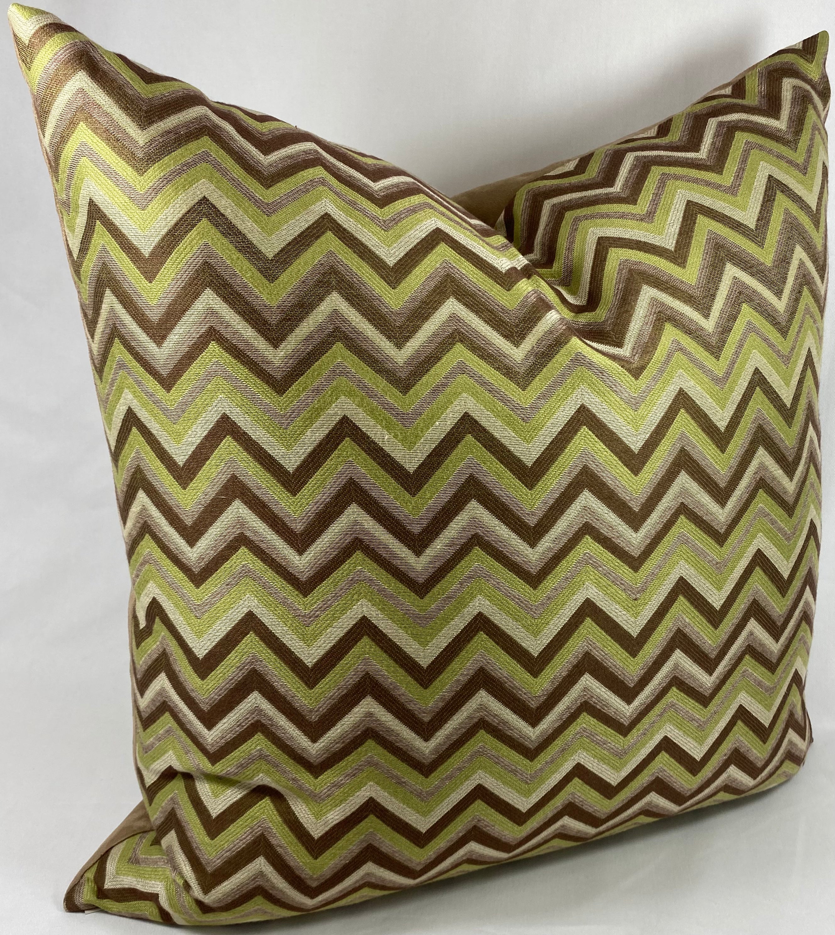 Luxury Pillow – 24" × 24" – Prescott