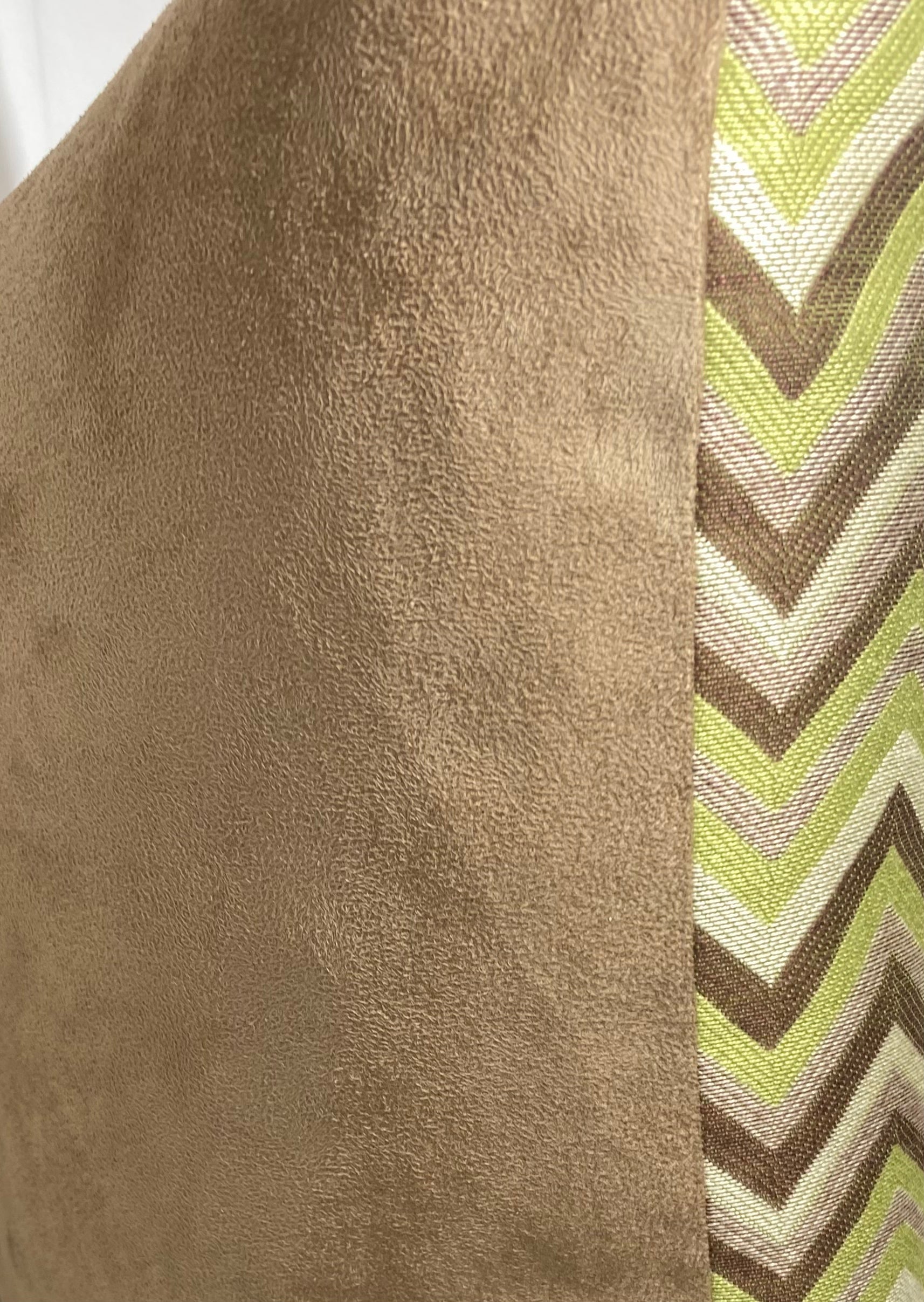 Luxury Pillow – 24" × 24" – Prescott