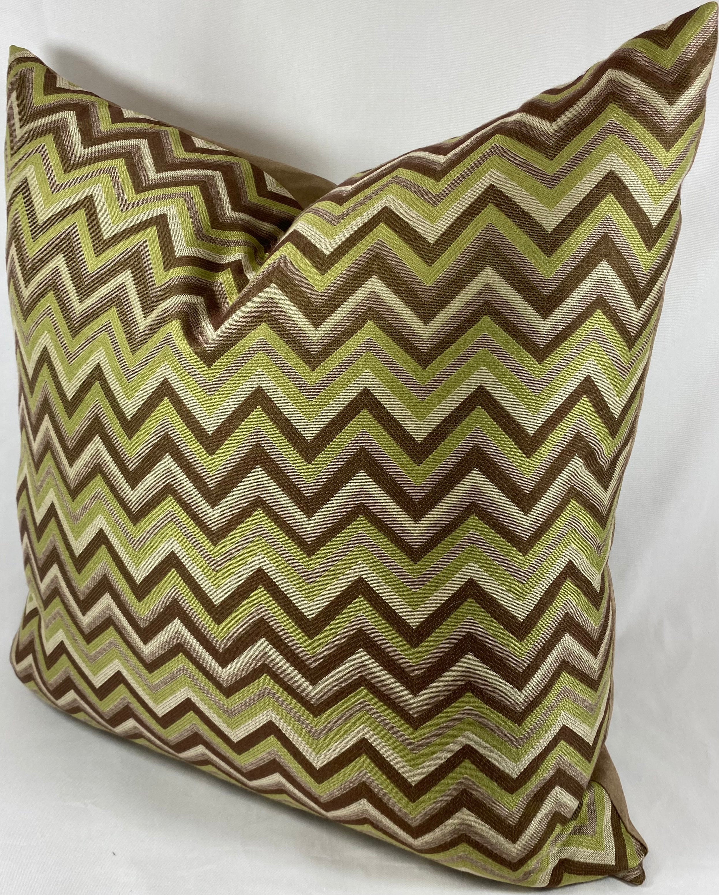 Luxury Pillow – 24" × 24" – Prescott