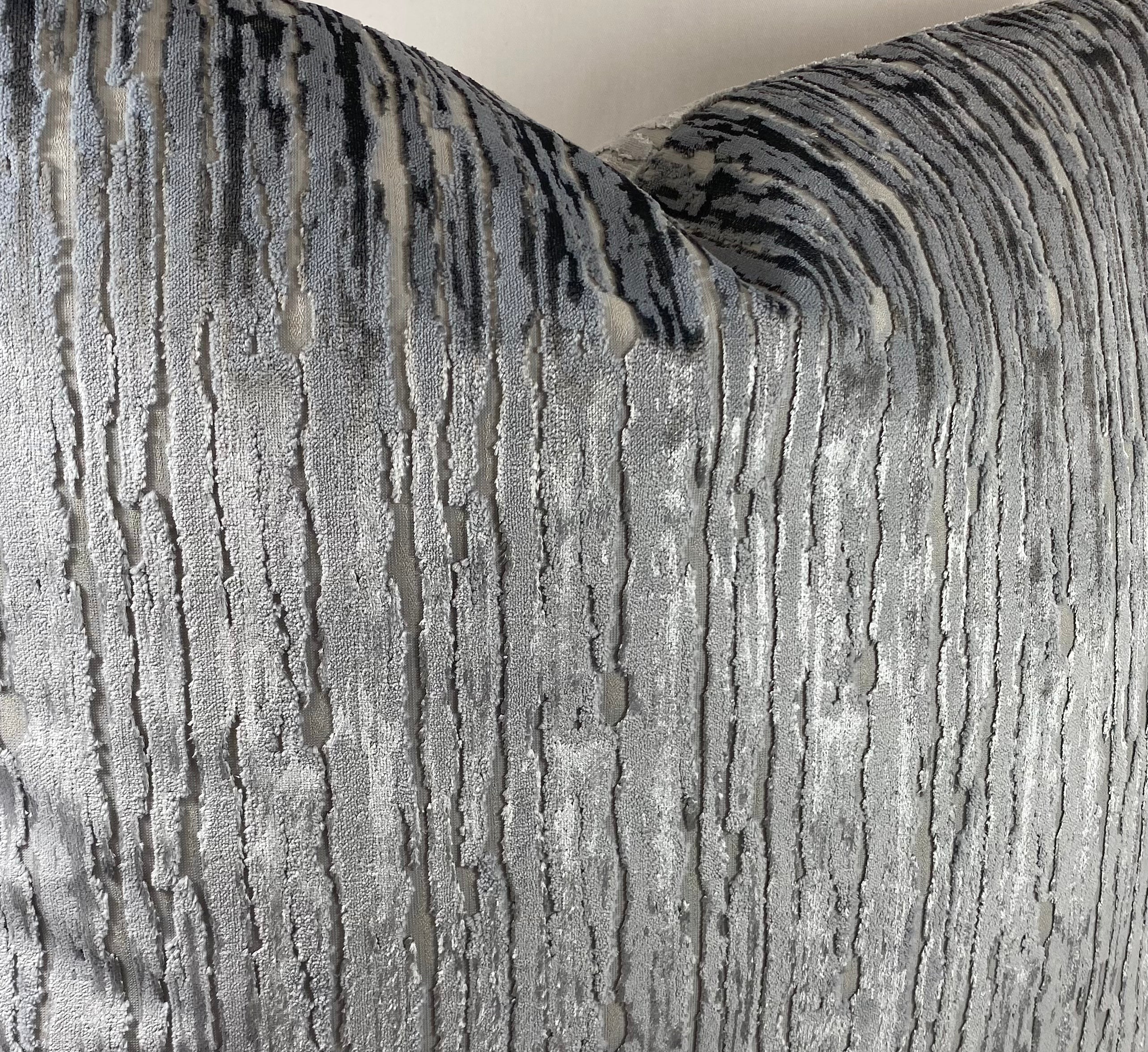 Luxury Pillow – 24" × 24" – Wake Glacier