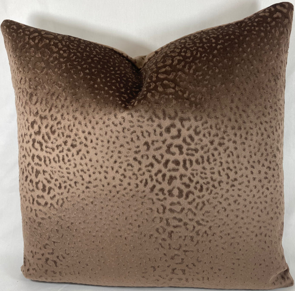 Luxury Pillow – 24" × 24" – Wild Luxe