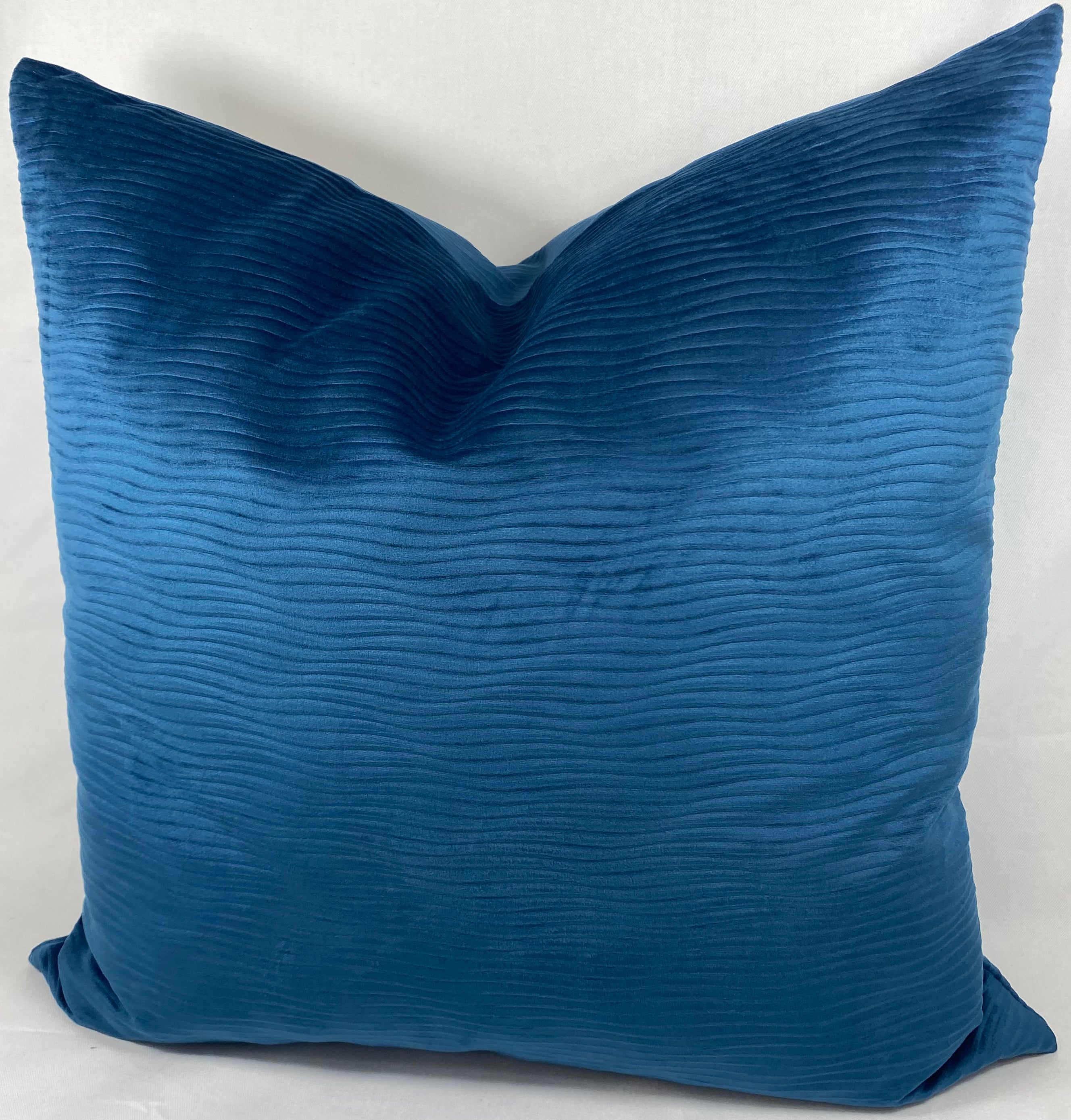 Luxury Pillow – 24" × 24" – Stream Navy